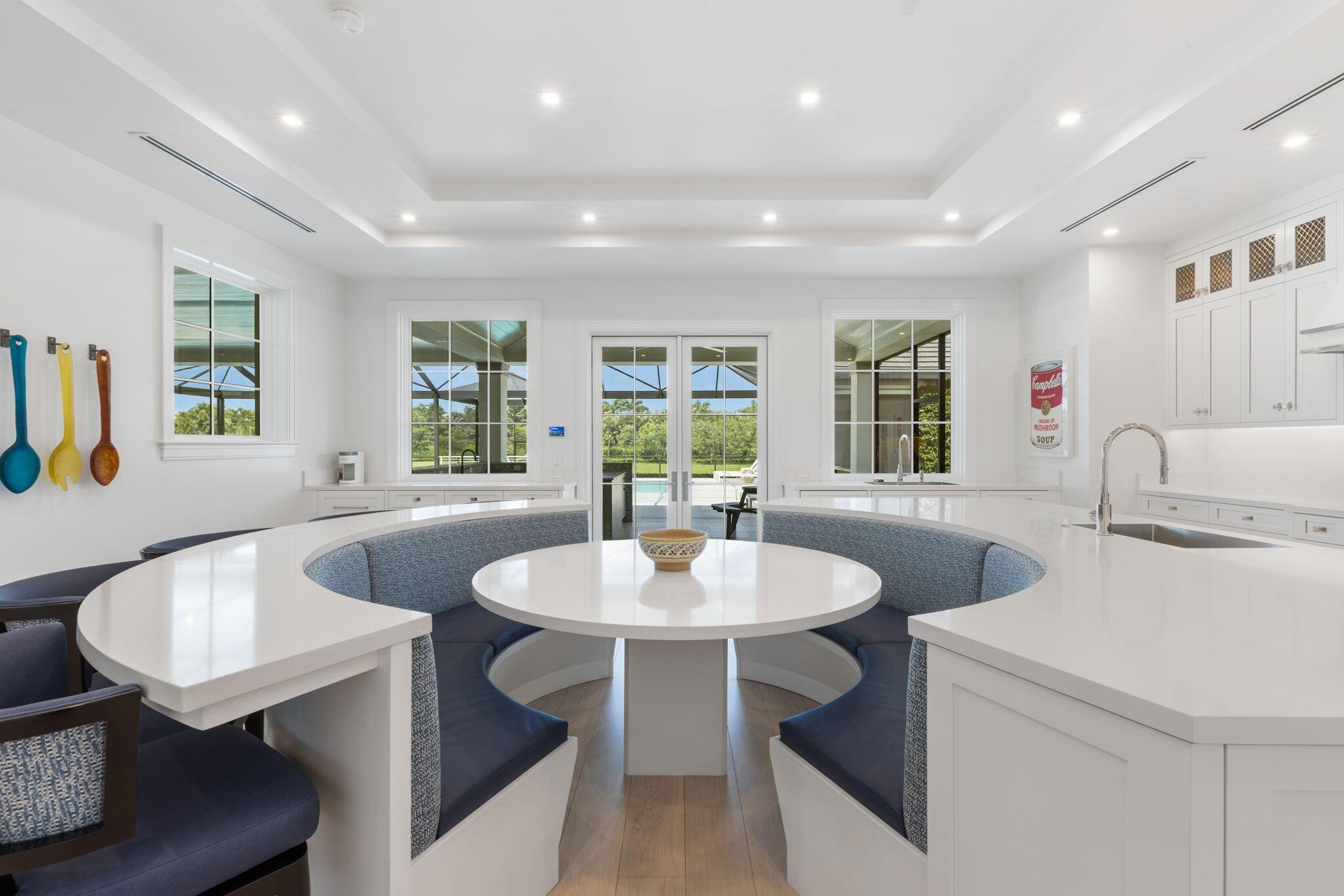 PALM BEACH POINT - Residential