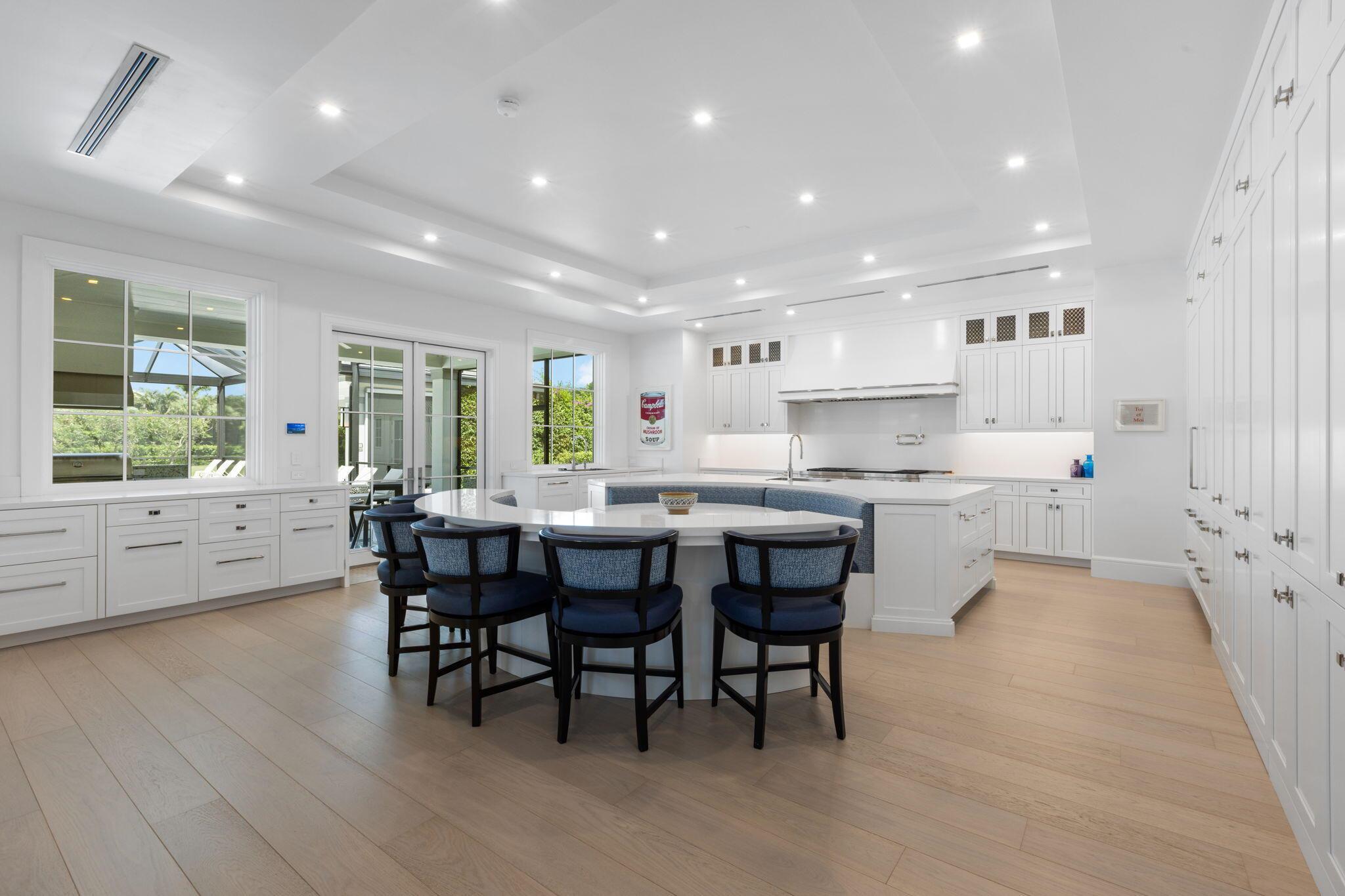 PALM BEACH POINT - Residential