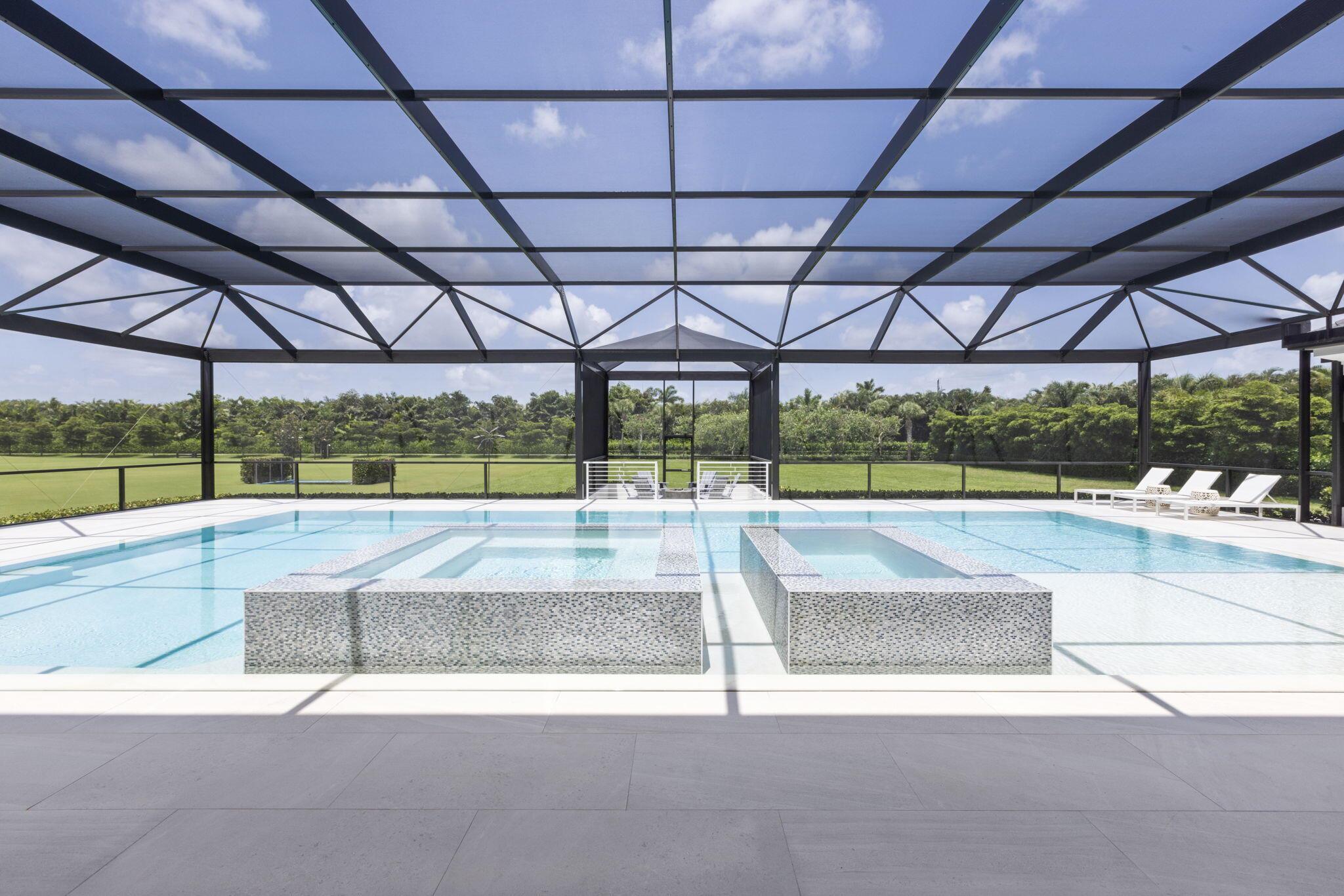 PALM BEACH POINT - Residential