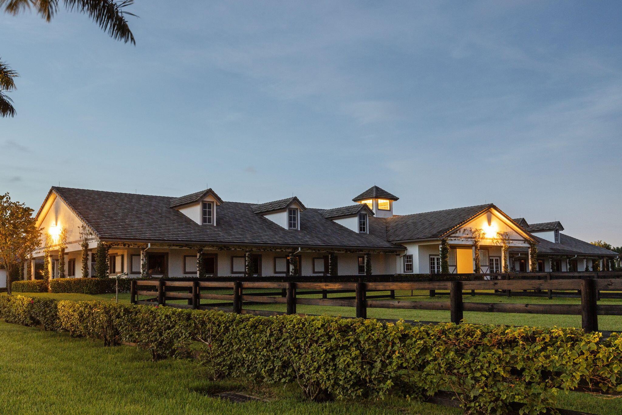 PALM BEACH POINT - Residential