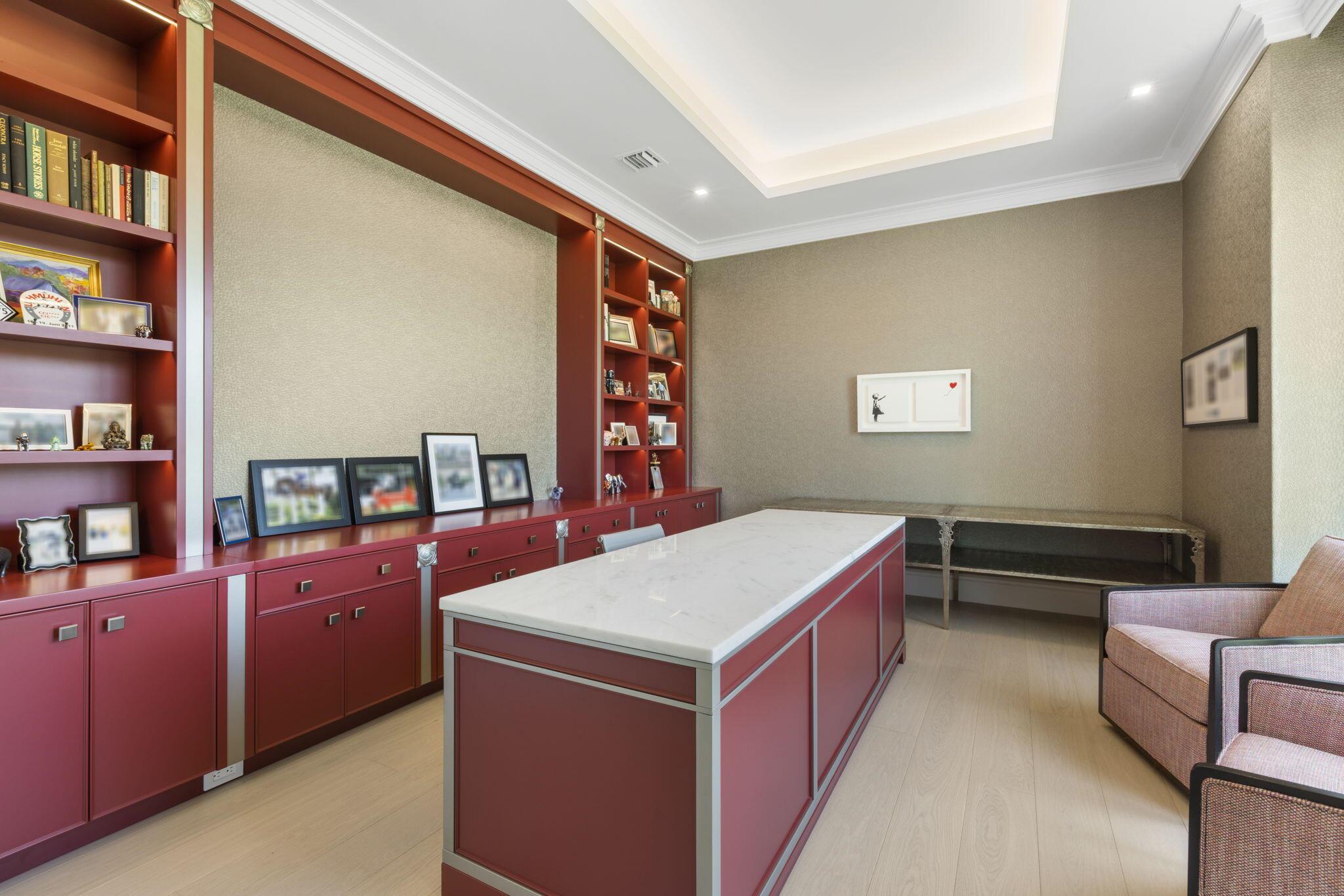 PALM BEACH POINT - Residential