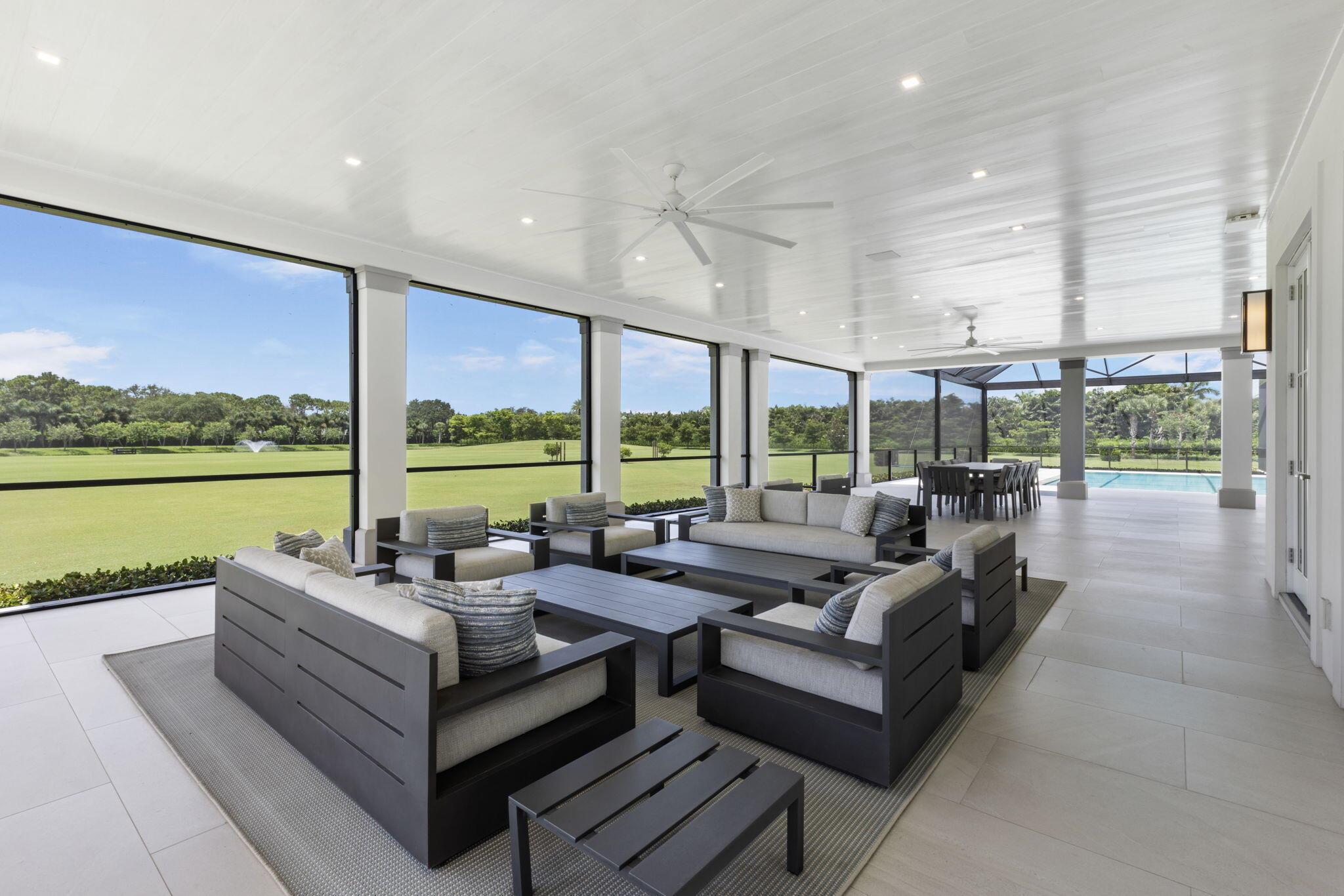 PALM BEACH POINT - Residential