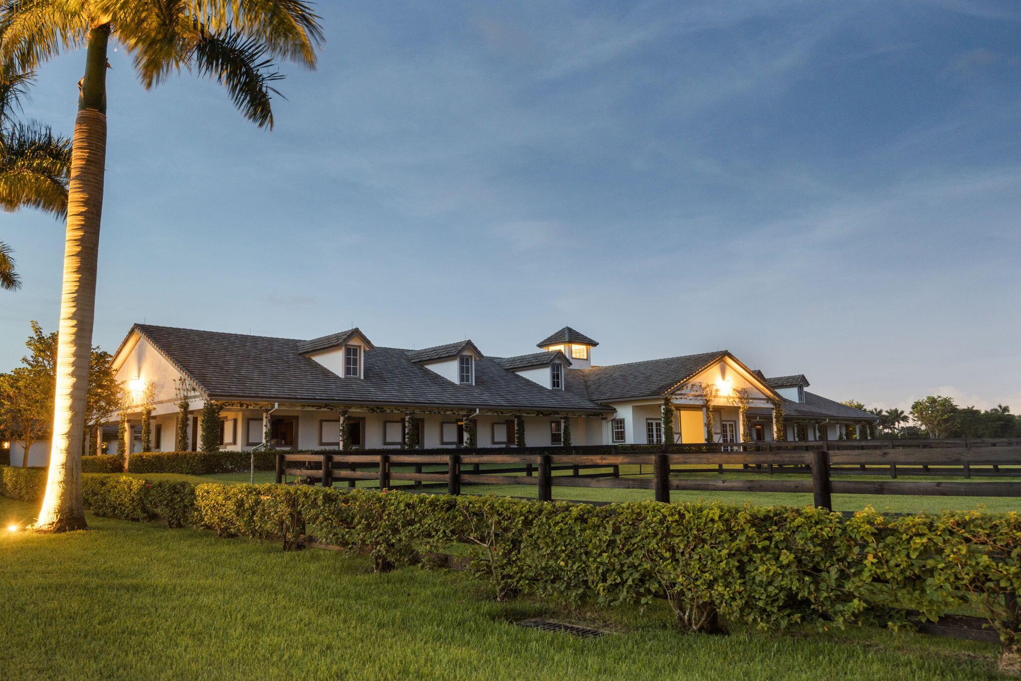 PALM BEACH POINT - Residential