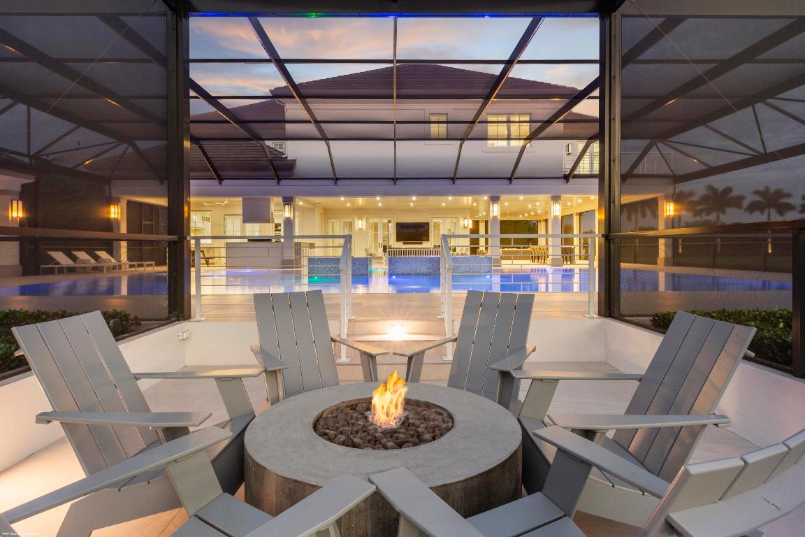 PALM BEACH POINT - Residential