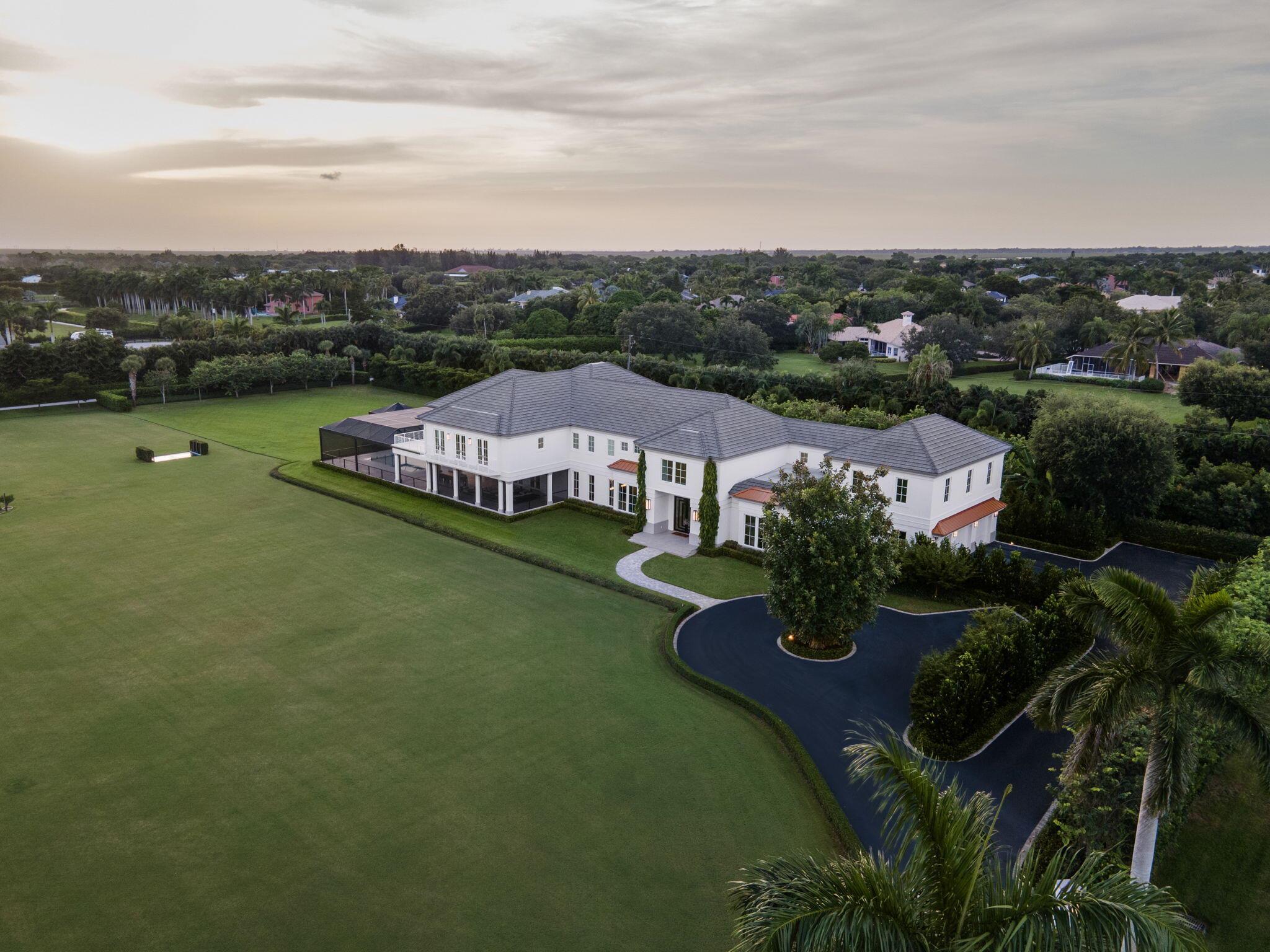 PALM BEACH POINT - Residential