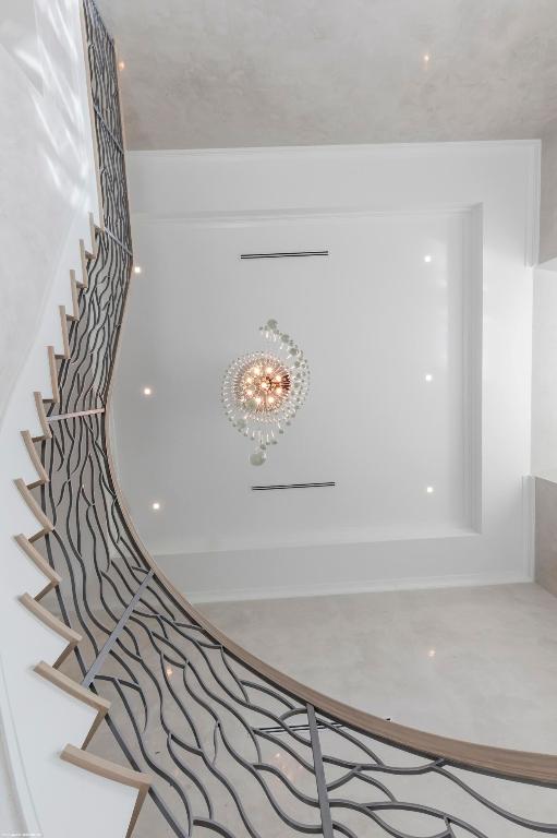 PALM BEACH POINT - Residential