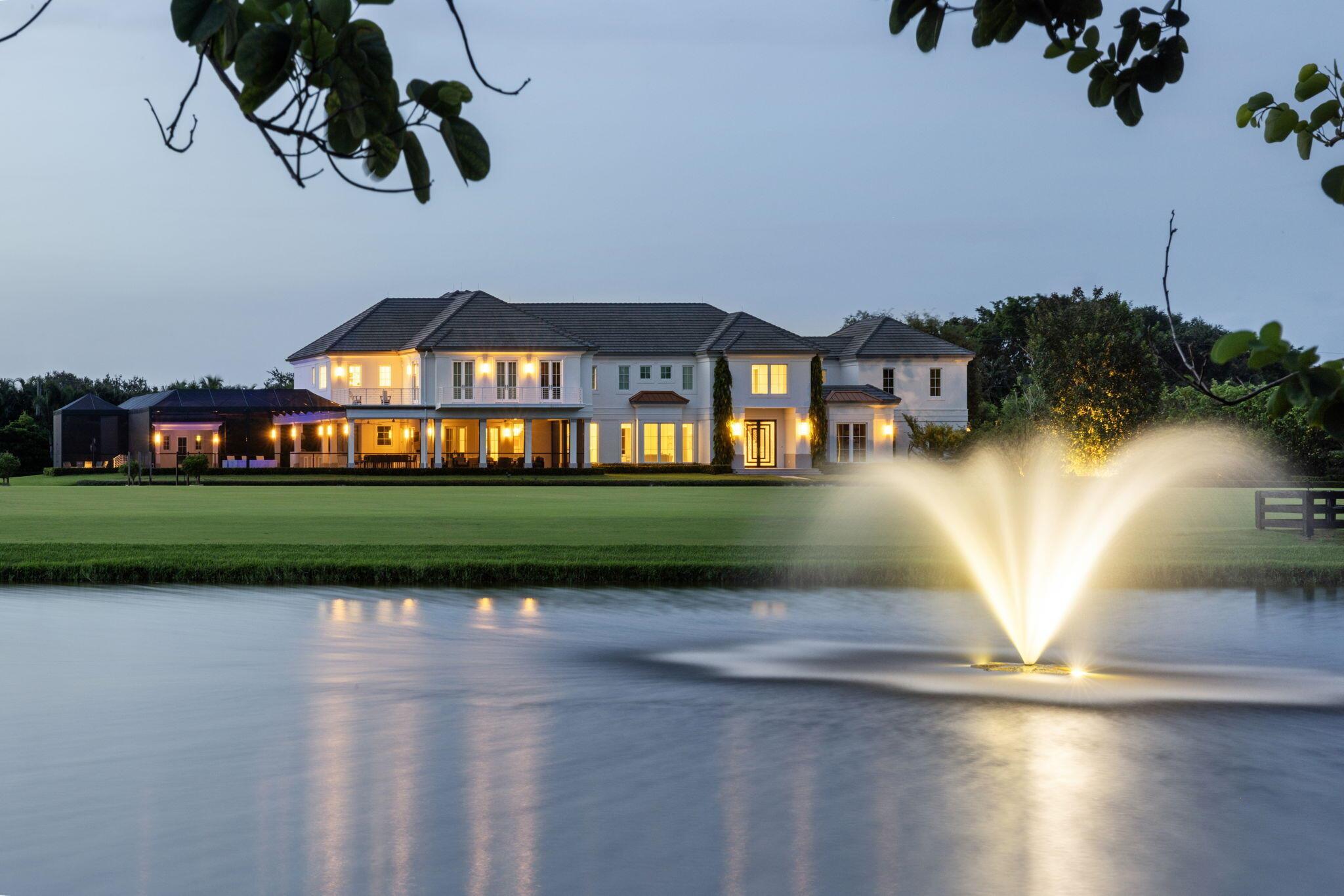 PALM BEACH POINT - Residential