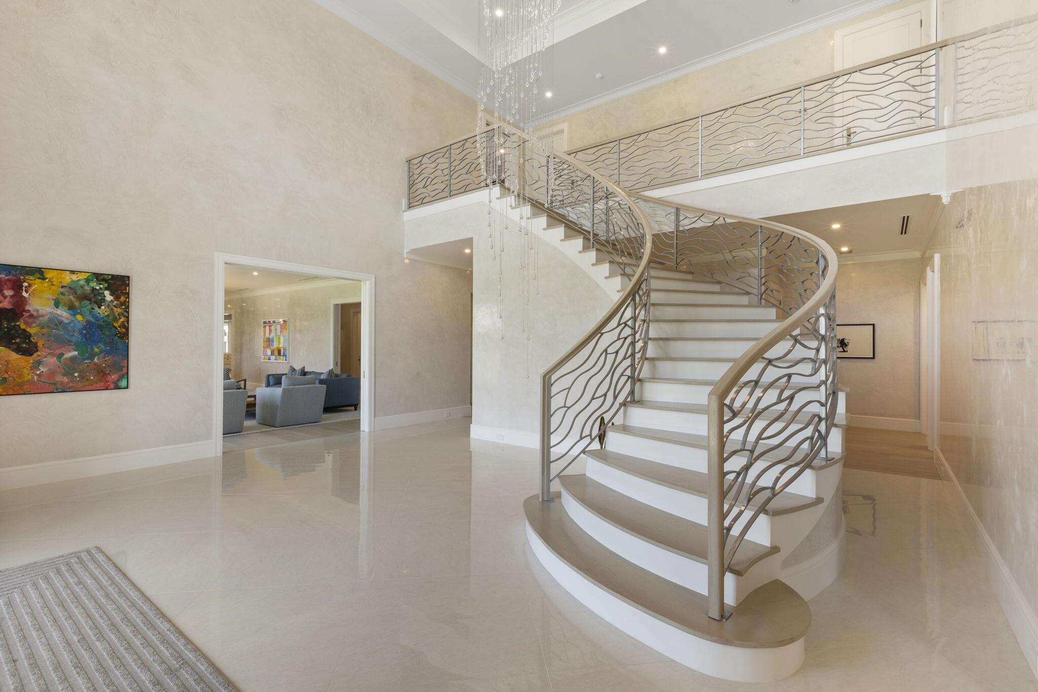 PALM BEACH POINT - Residential