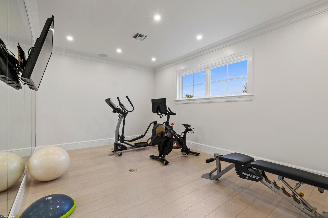 PALM BEACH POINT - Residential