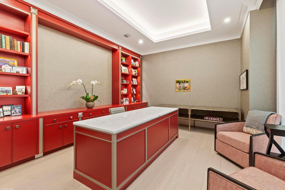 PALM BEACH POINT - Residential