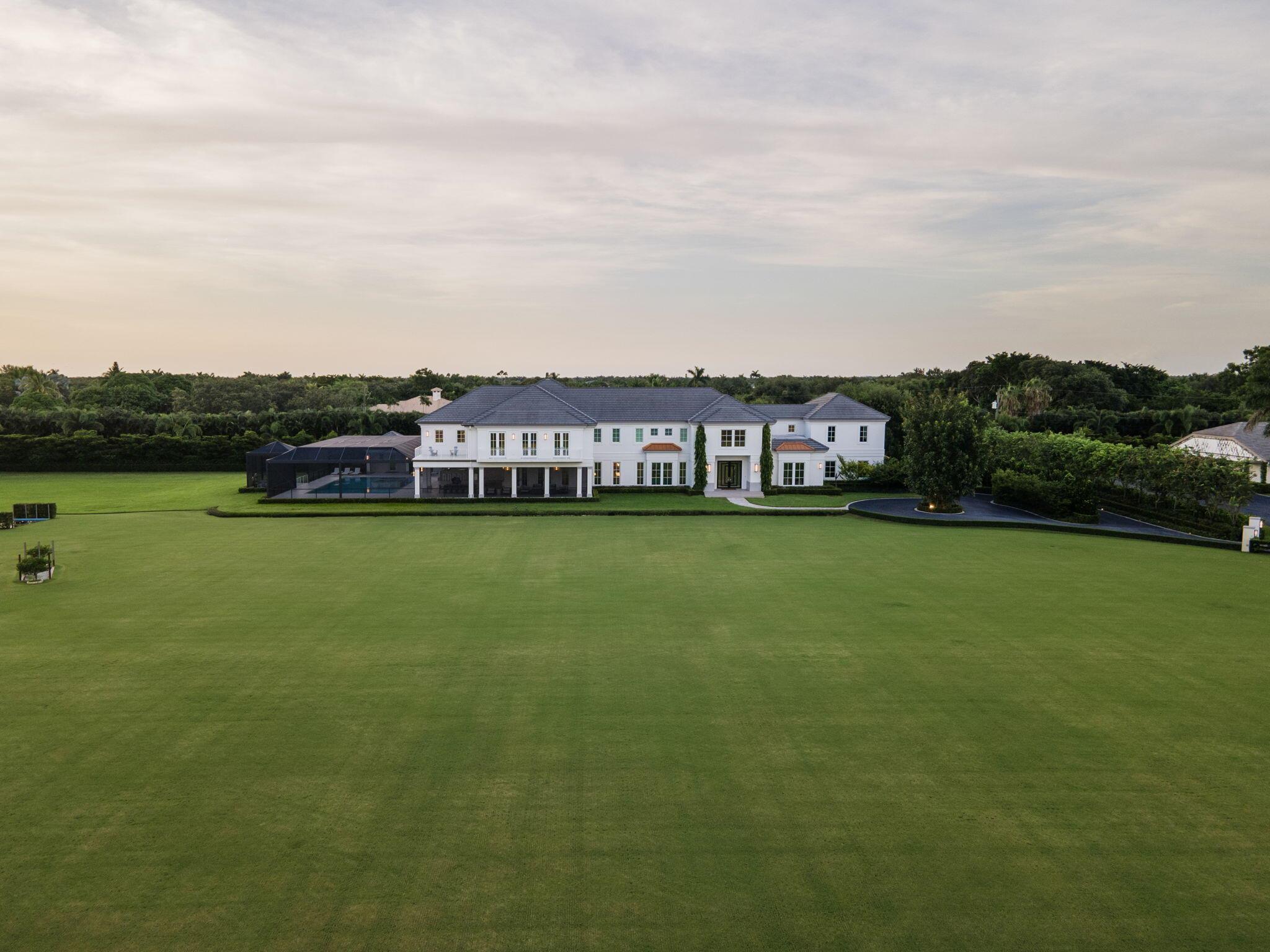 PALM BEACH POINT - Residential