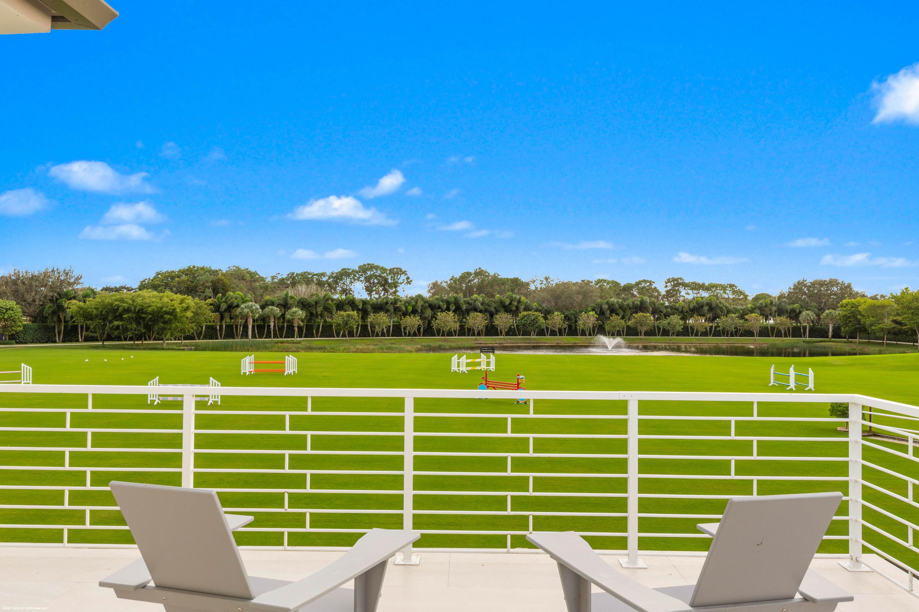 PALM BEACH POINT - Residential