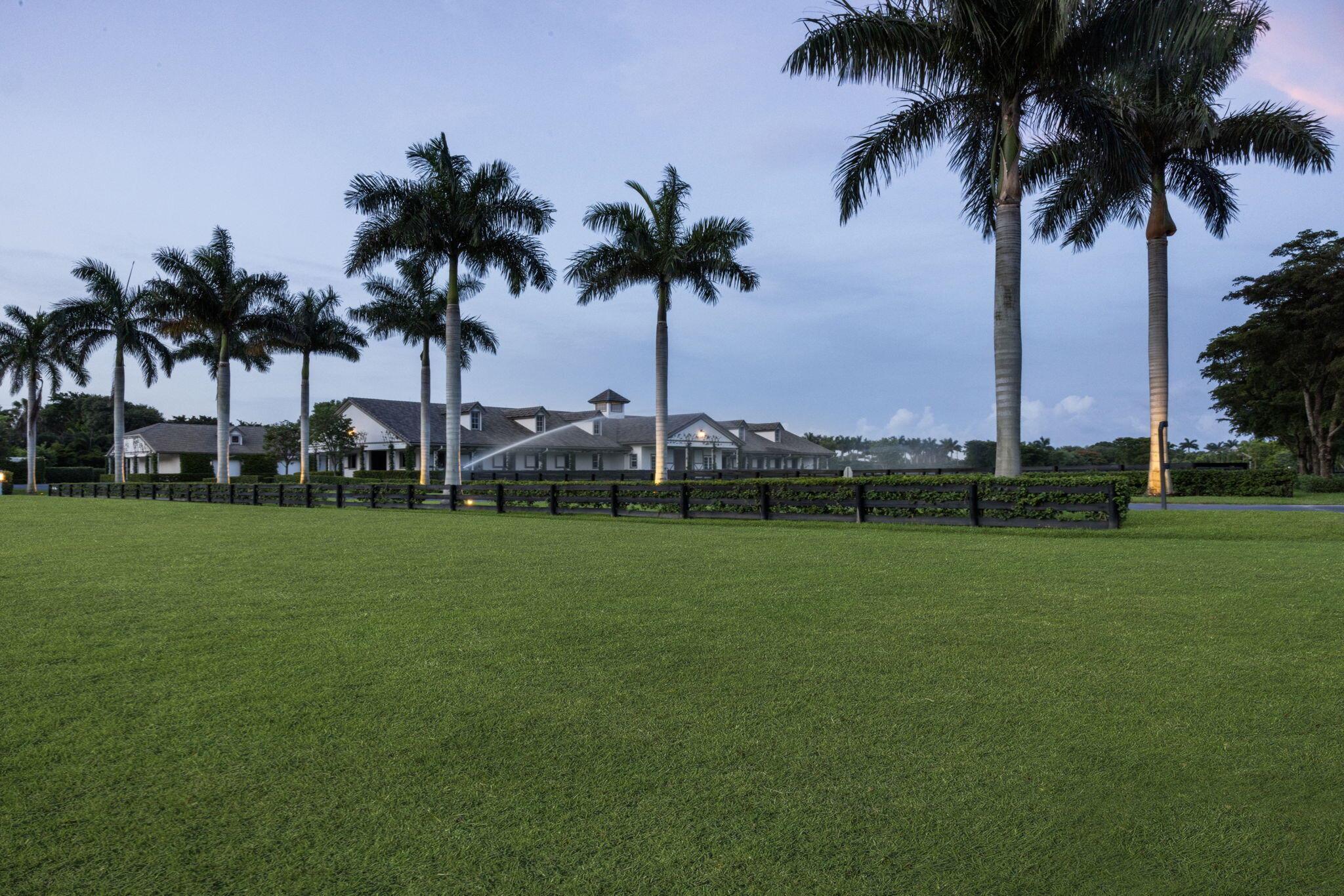 PALM BEACH POINT - Residential