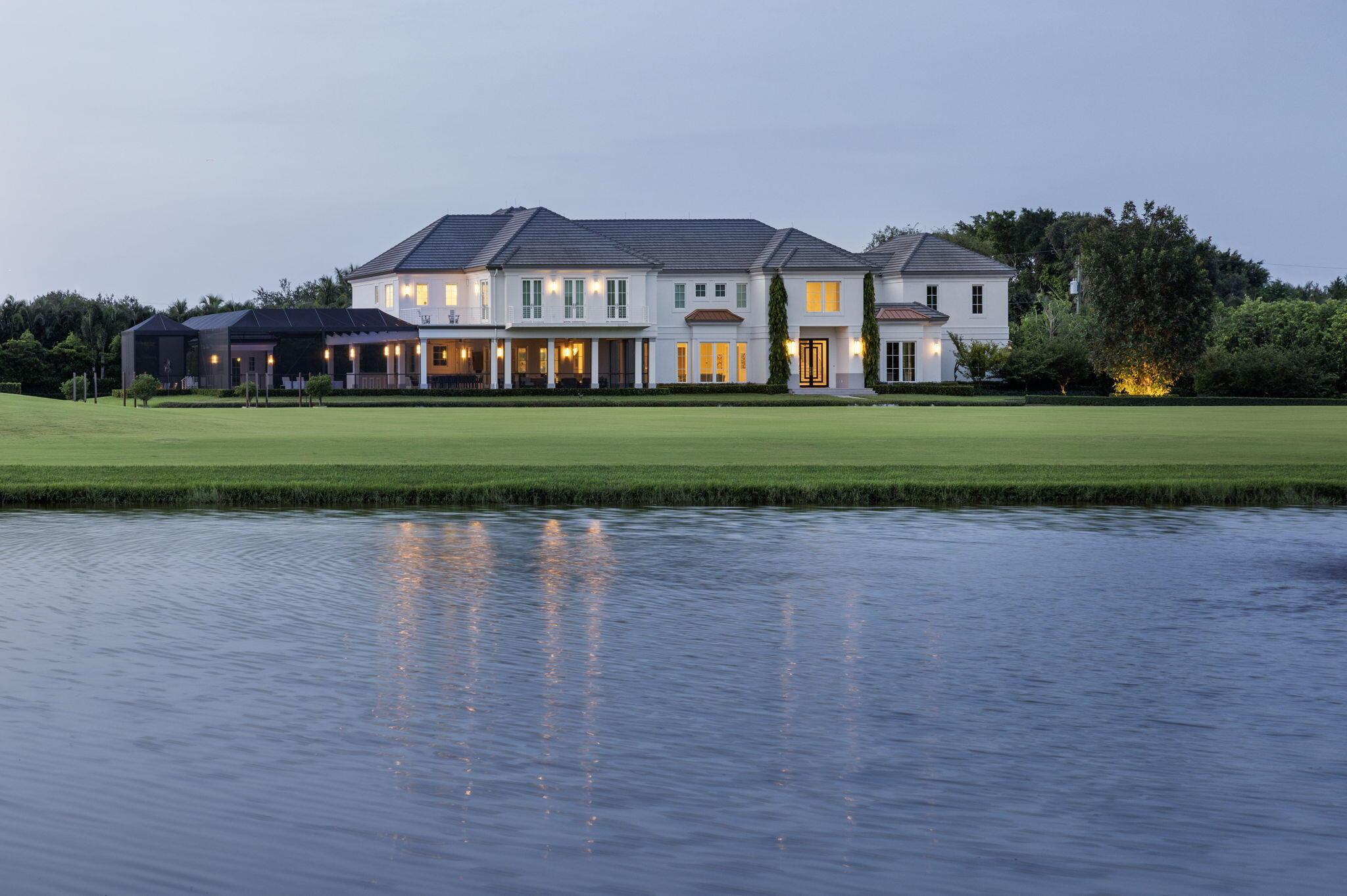 PALM BEACH POINT - Residential