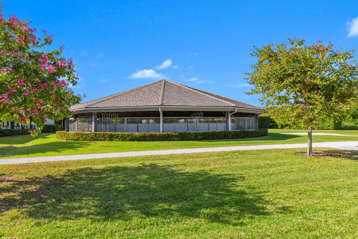 PALM BEACH POINT - Residential