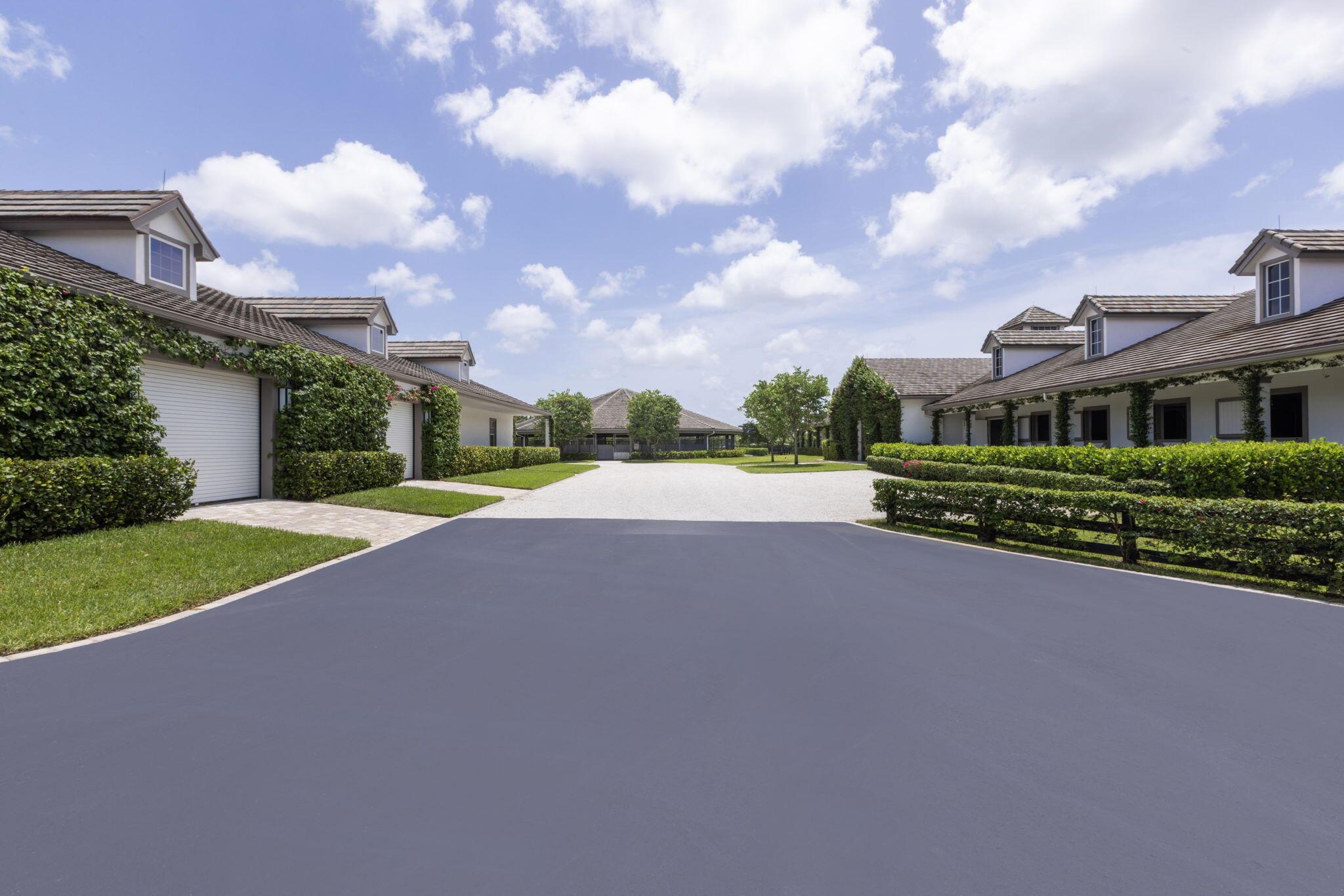 PALM BEACH POINT - Residential