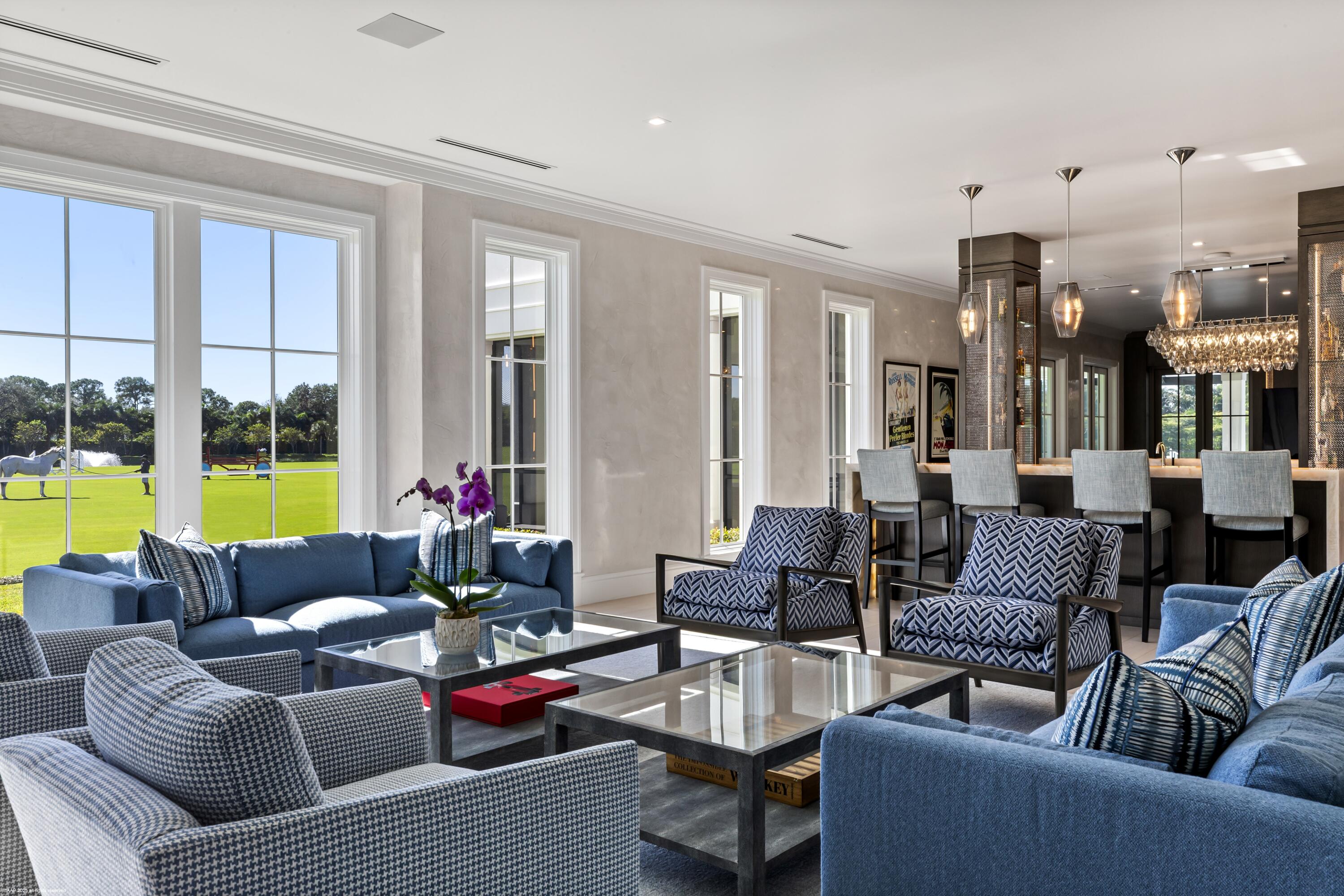 PALM BEACH POINT - Residential