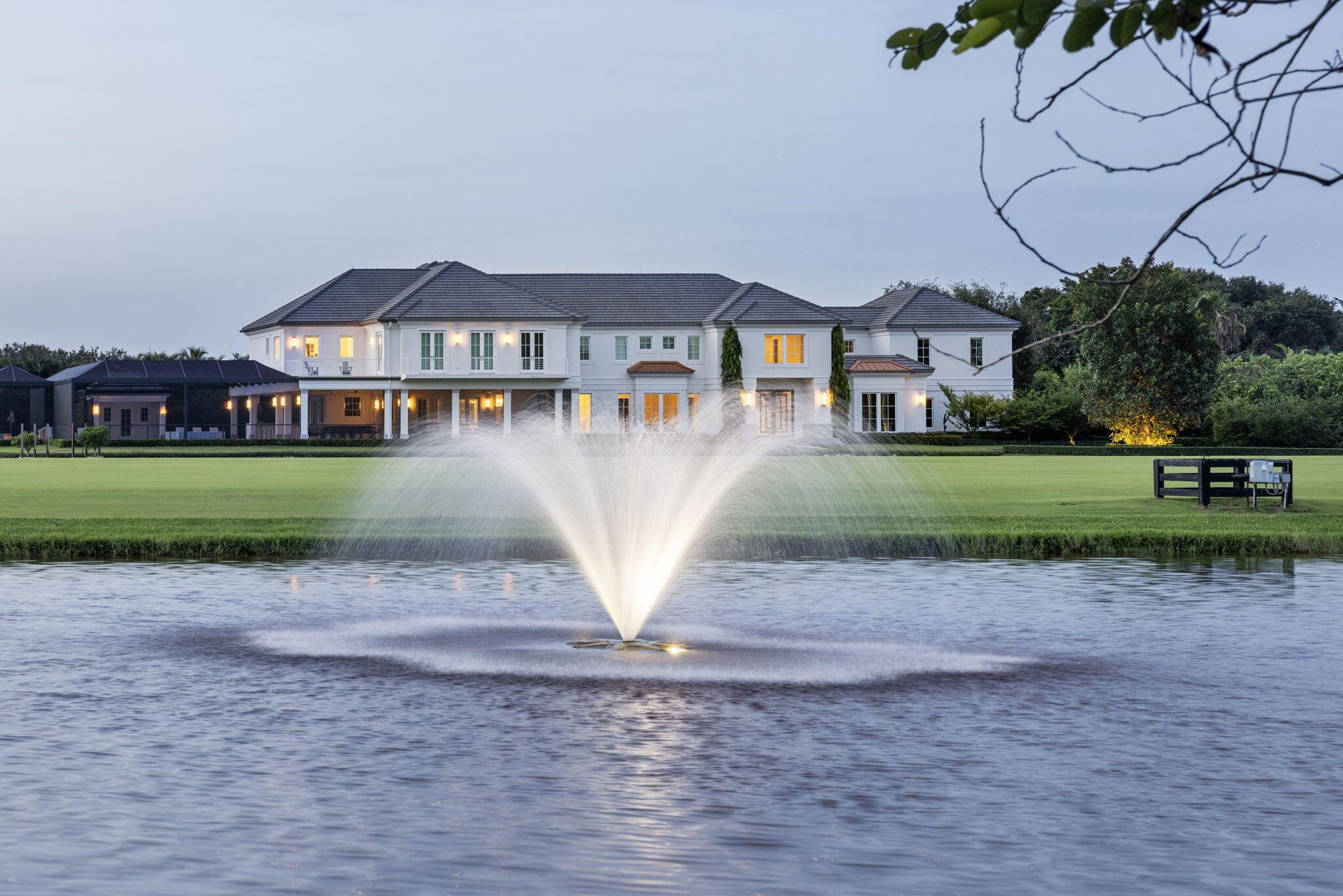 PALM BEACH POINT - Residential