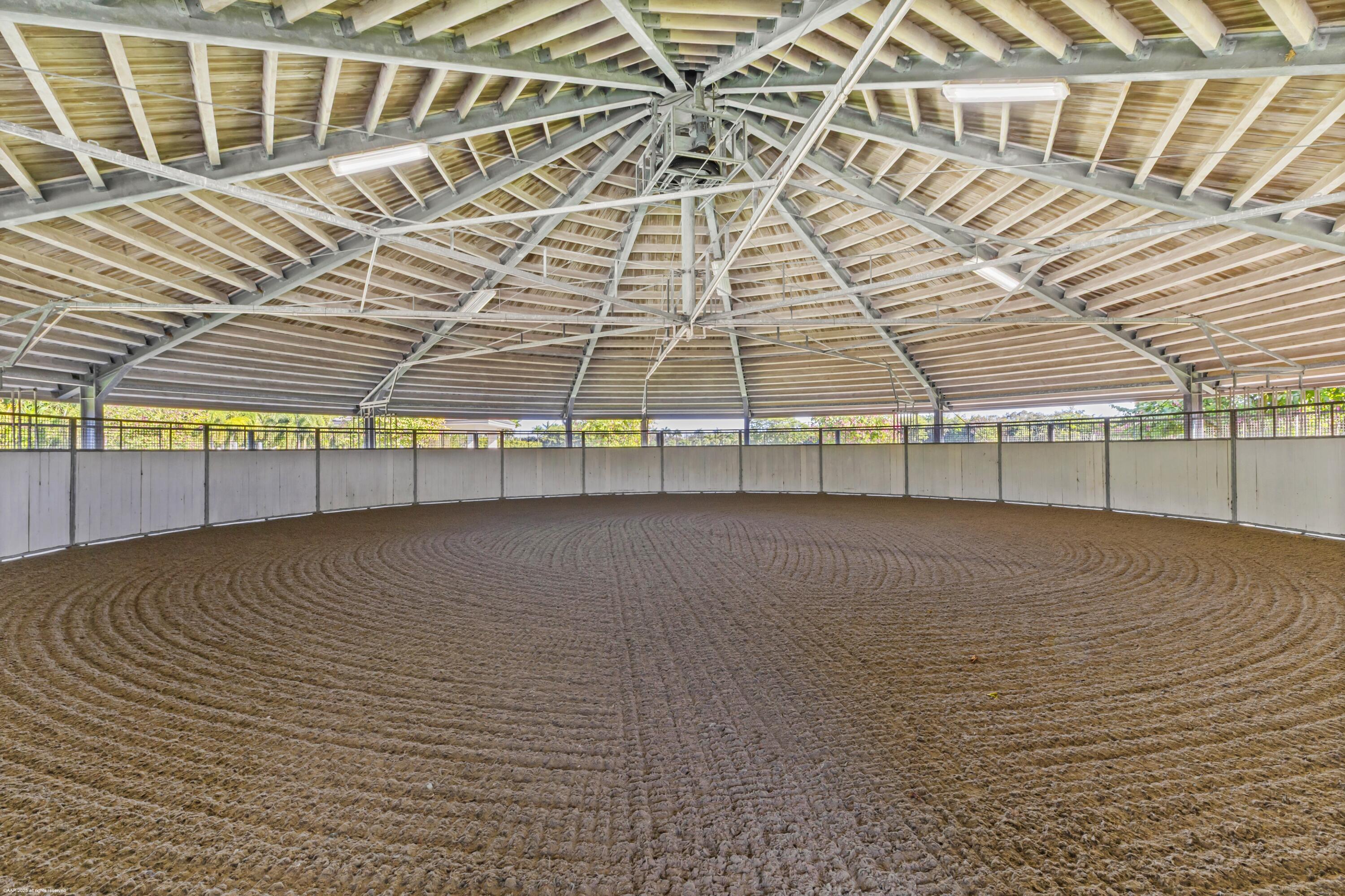 PALM BEACH POINT - Residential