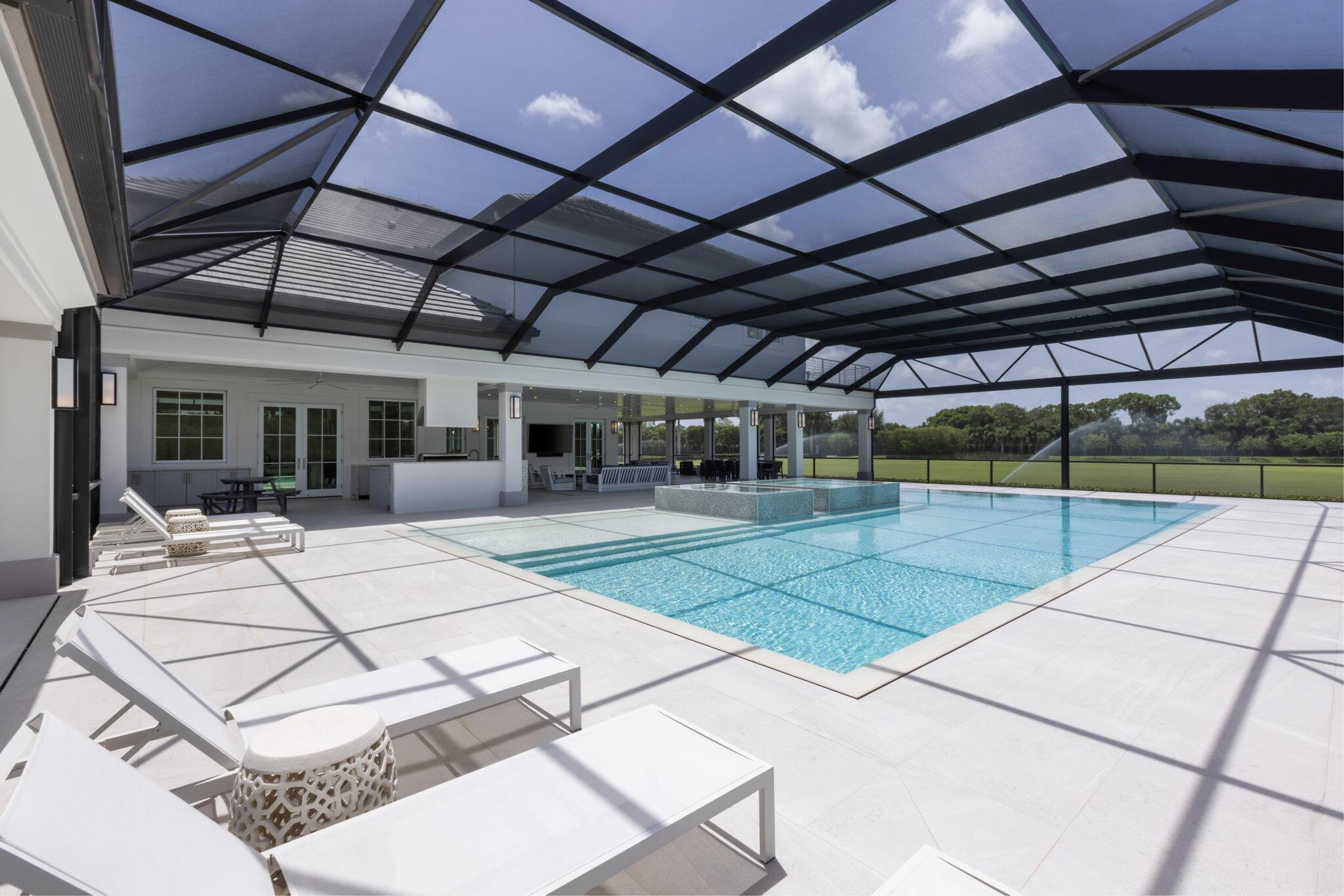 PALM BEACH POINT - Residential