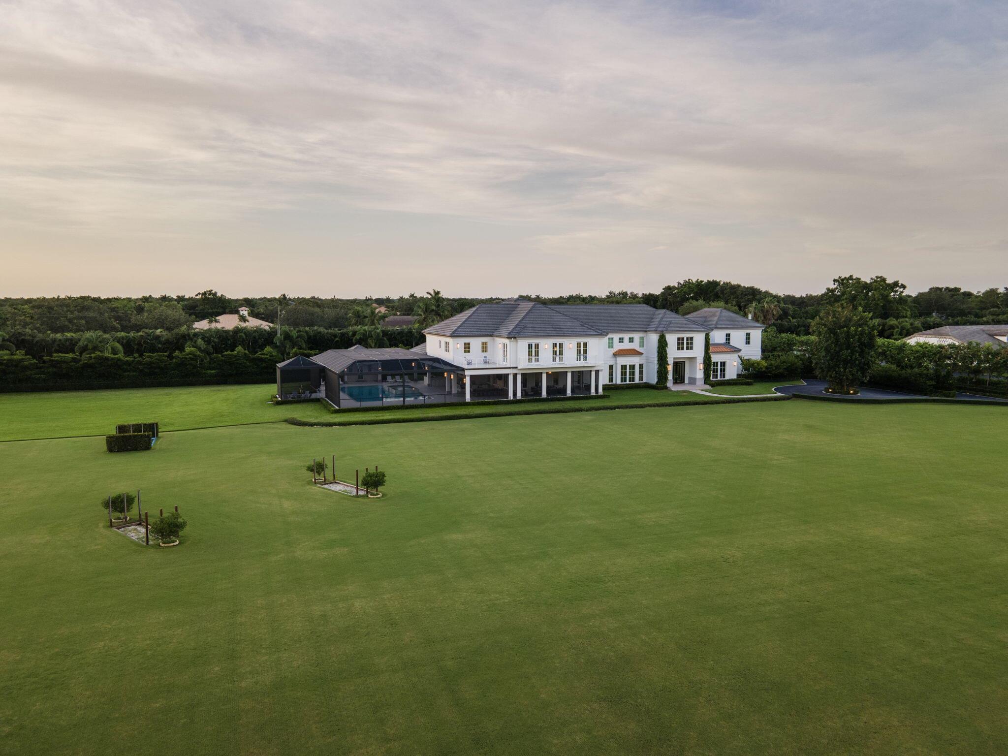 PALM BEACH POINT - Residential