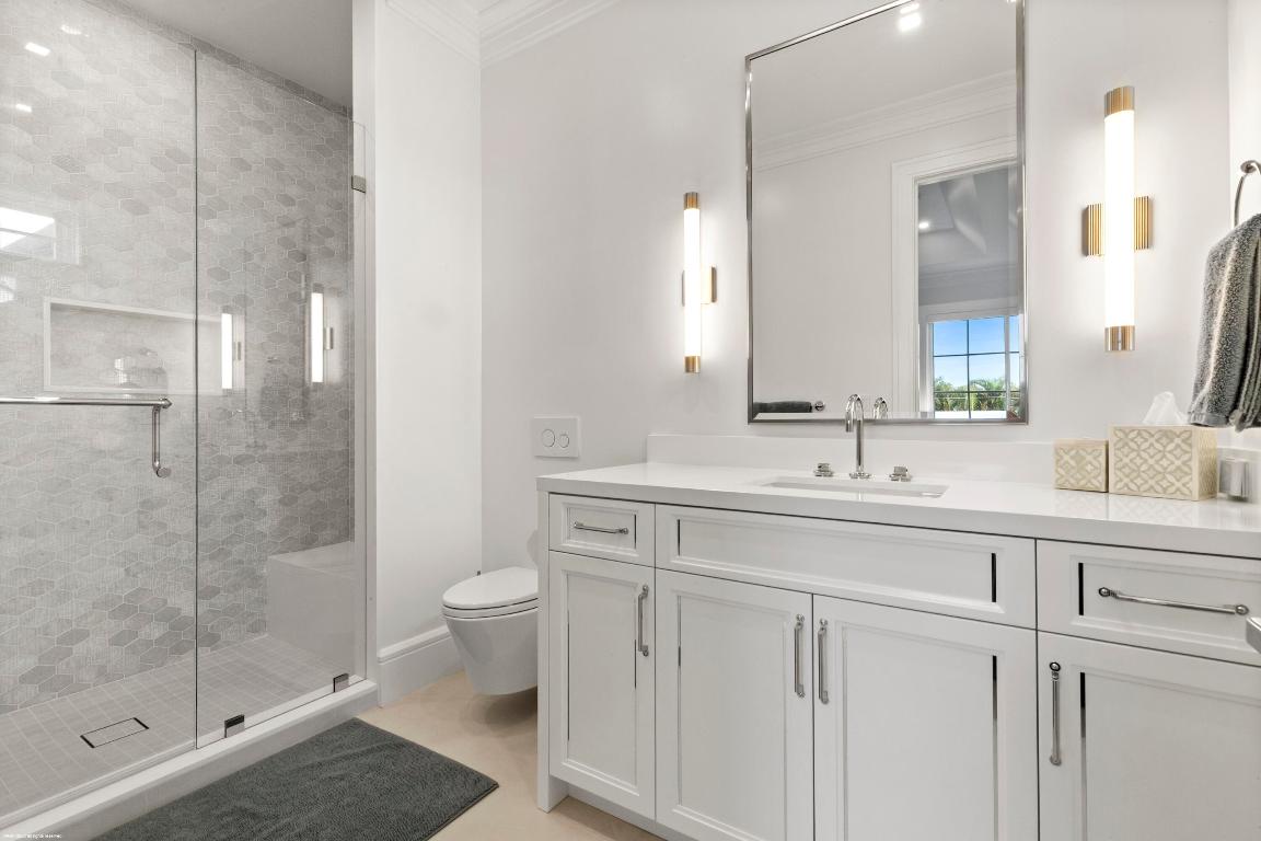 PALM BEACH POINT - Residential