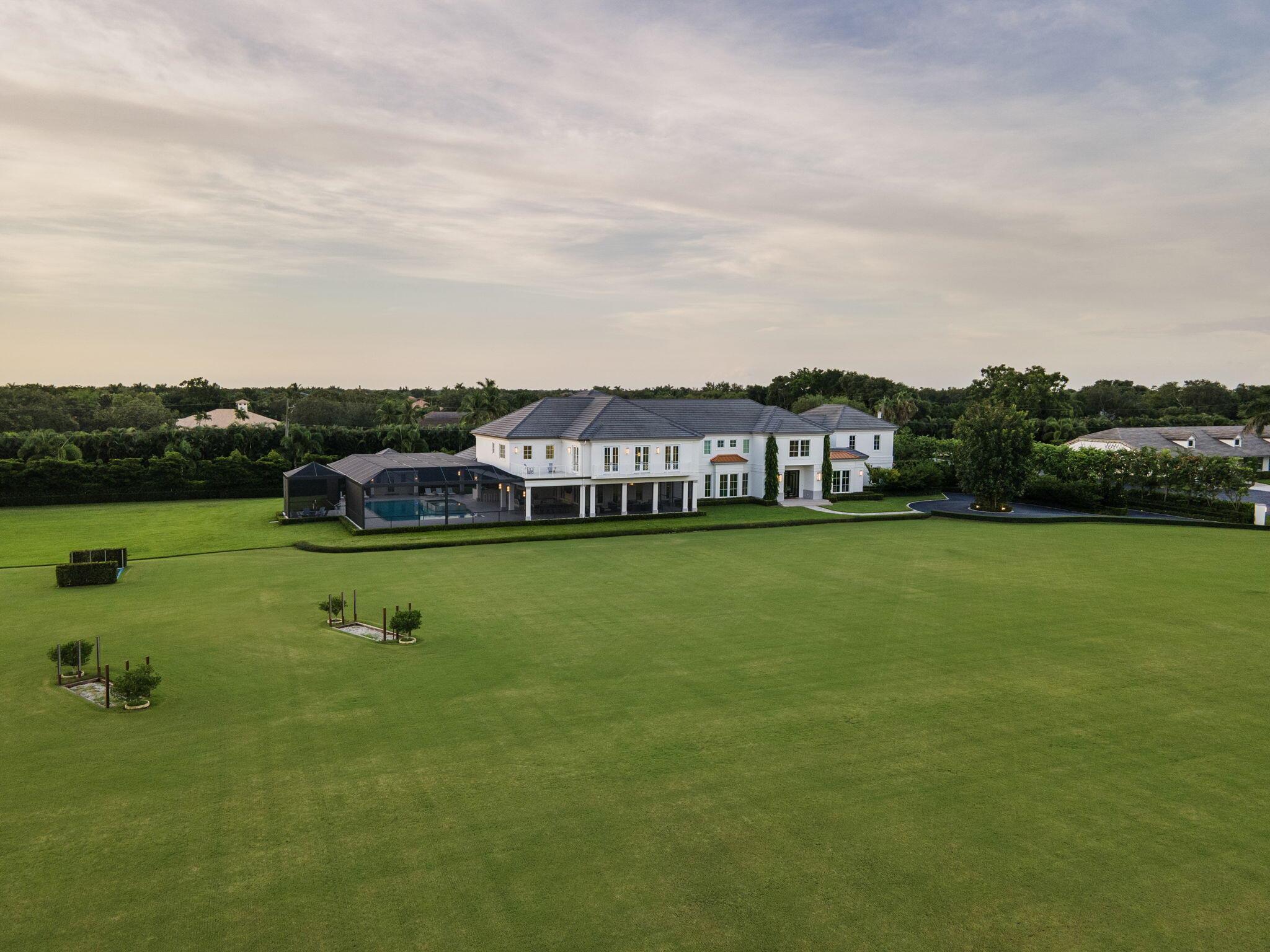 PALM BEACH POINT - Residential