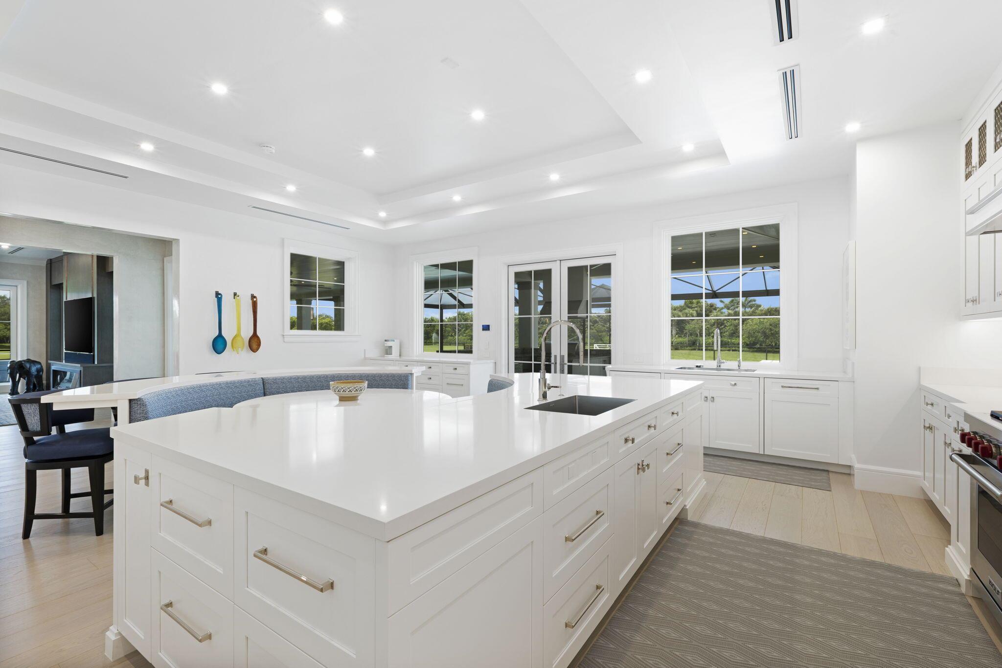 PALM BEACH POINT - Residential