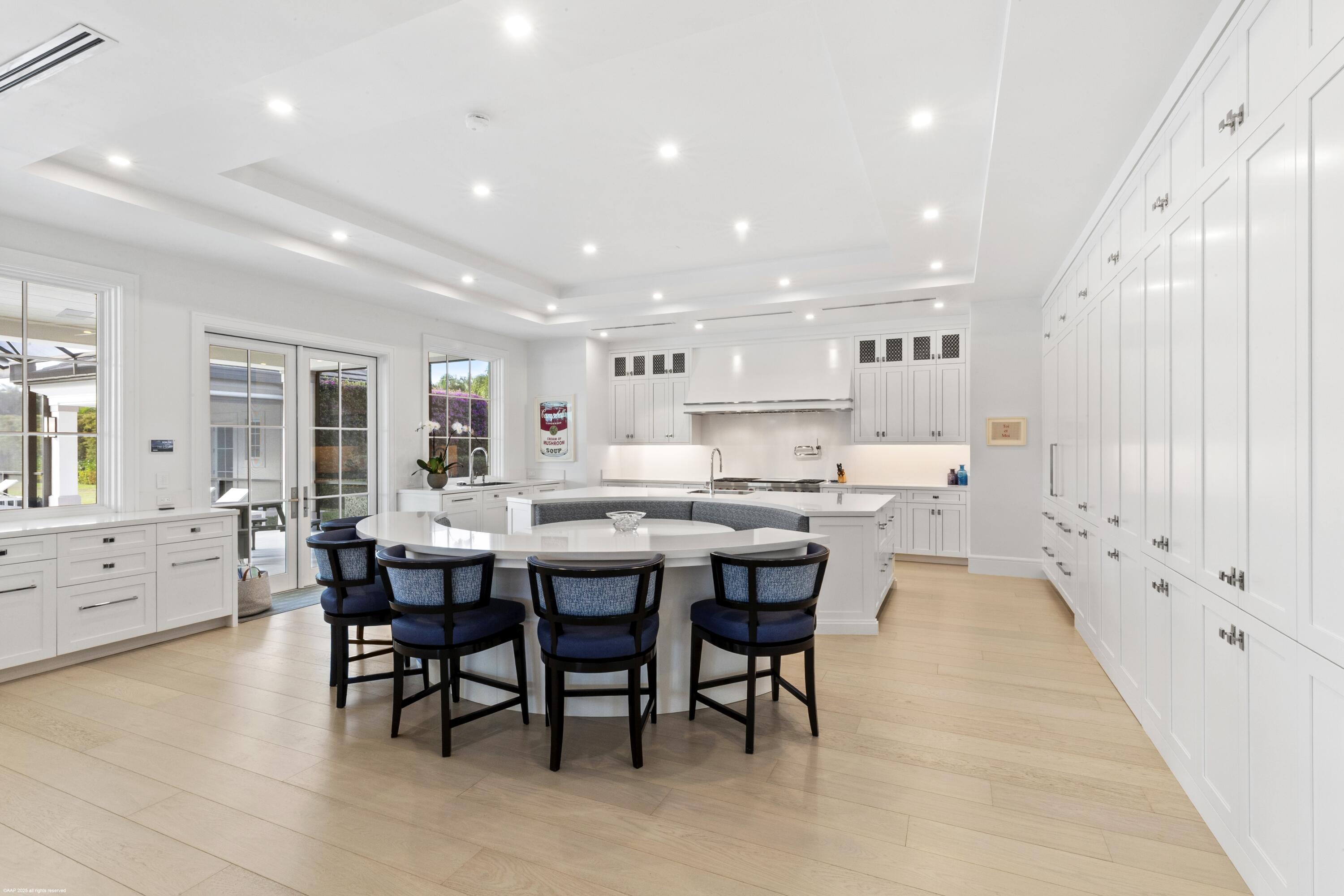 PALM BEACH POINT - Residential