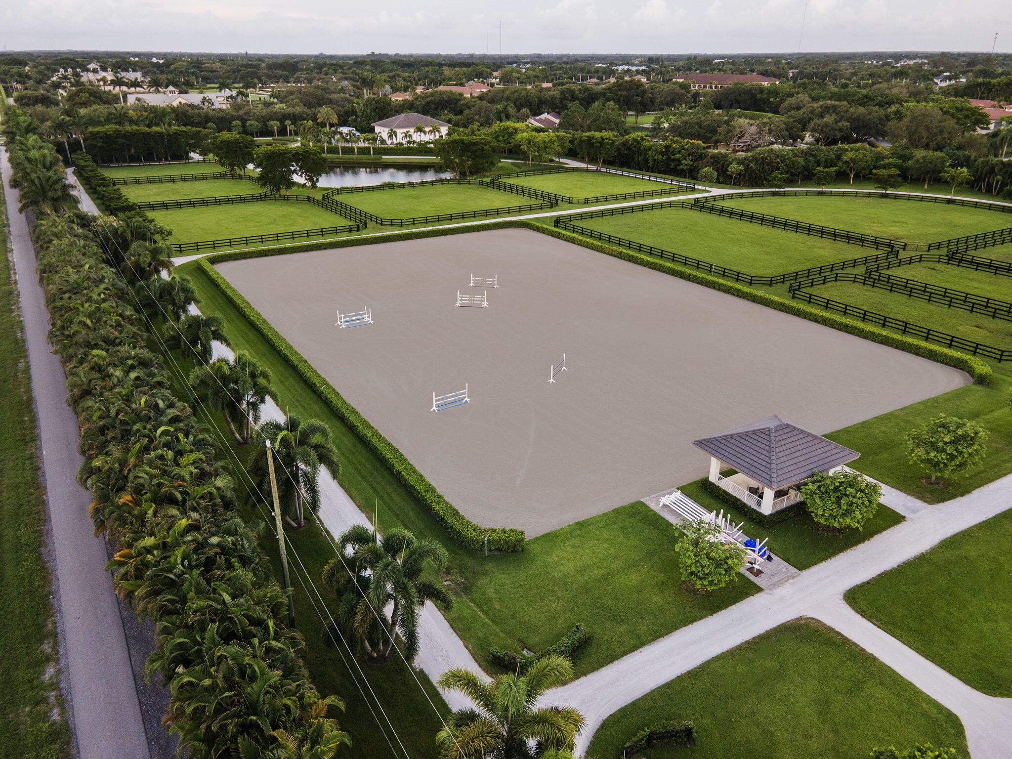 PALM BEACH POINT - Residential