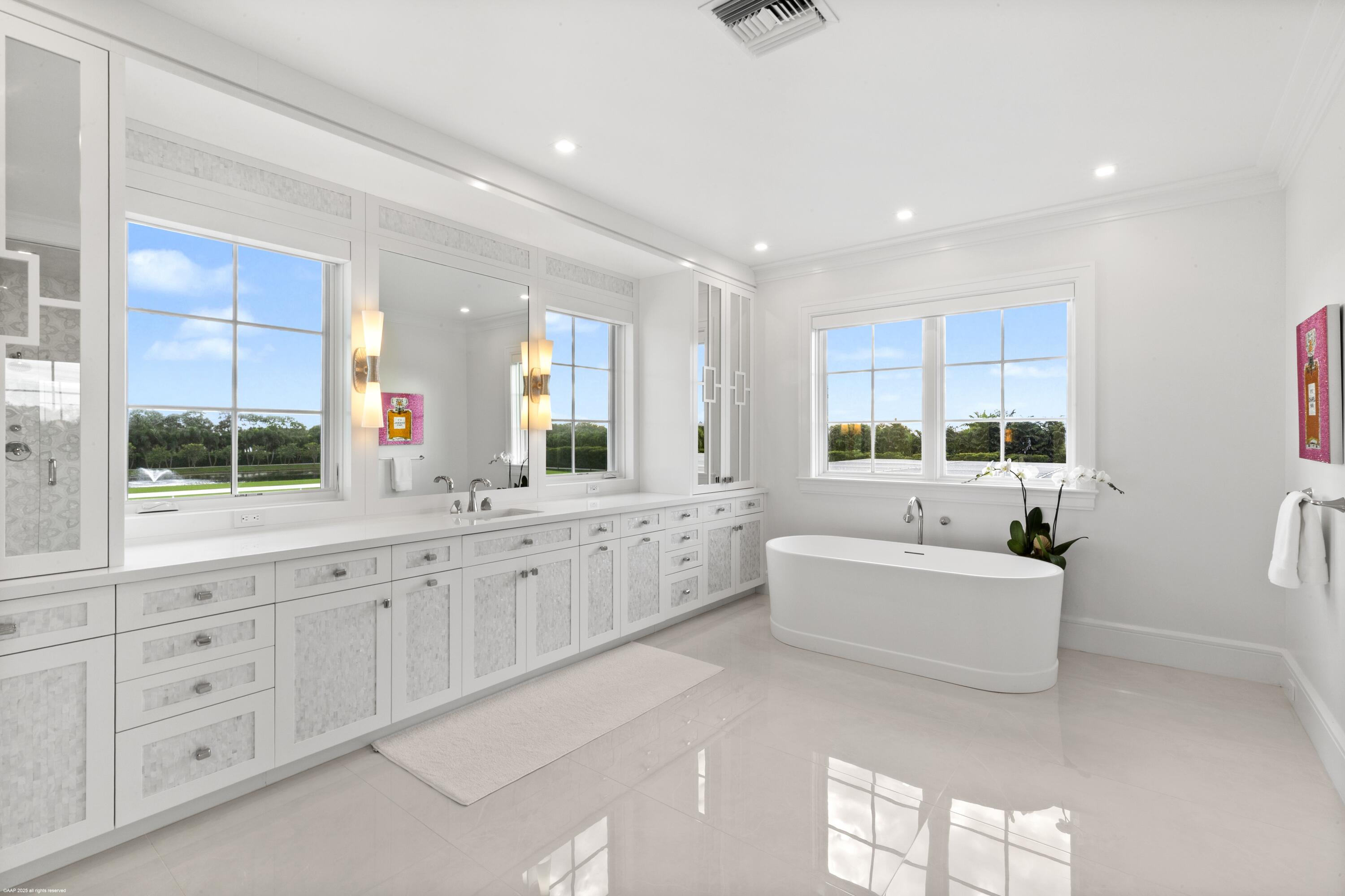 PALM BEACH POINT - Residential