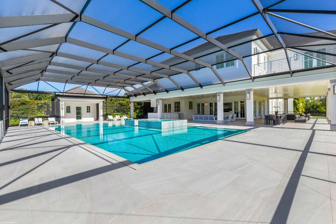 PALM BEACH POINT - Residential