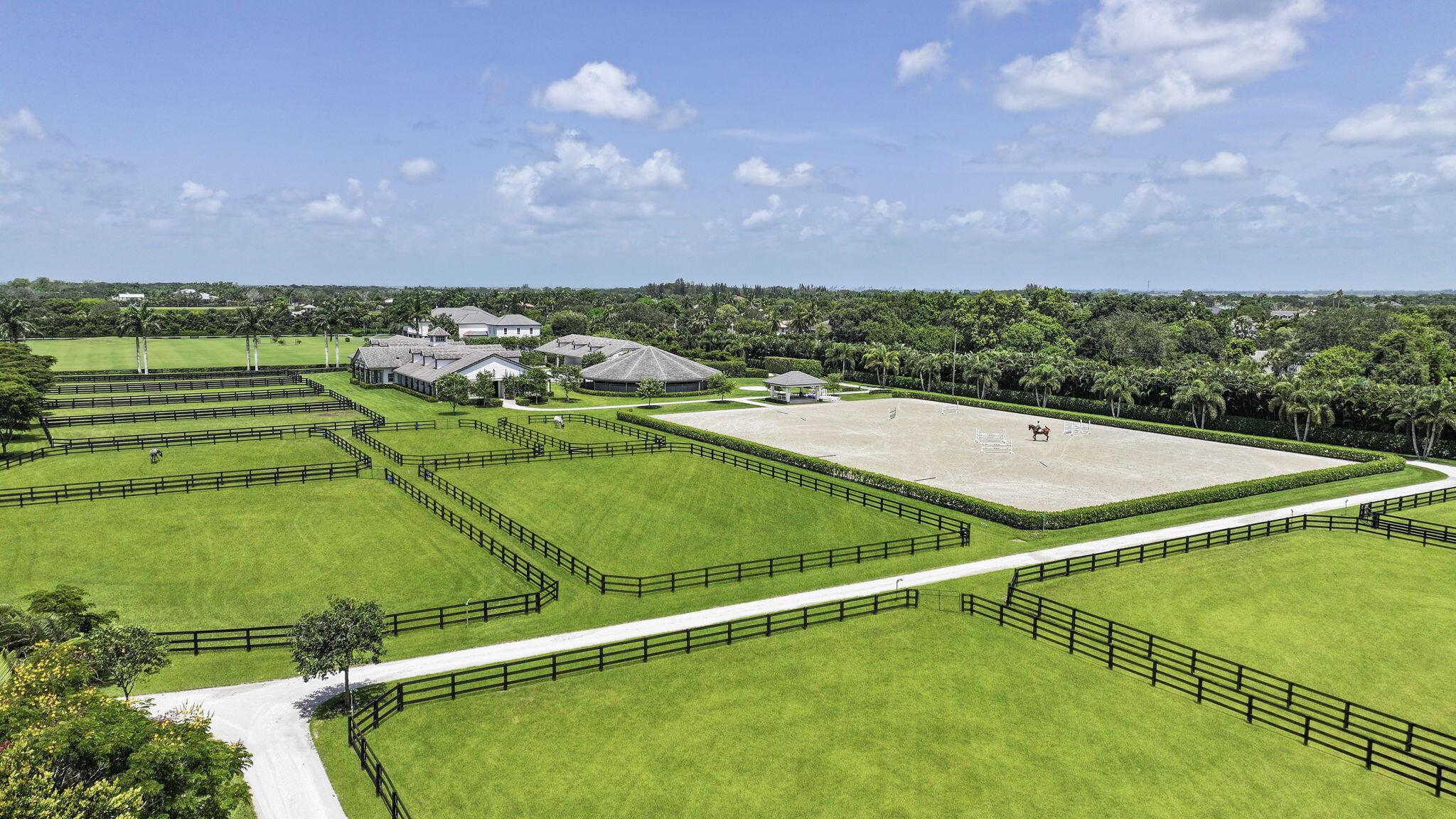 PALM BEACH POINT - Residential