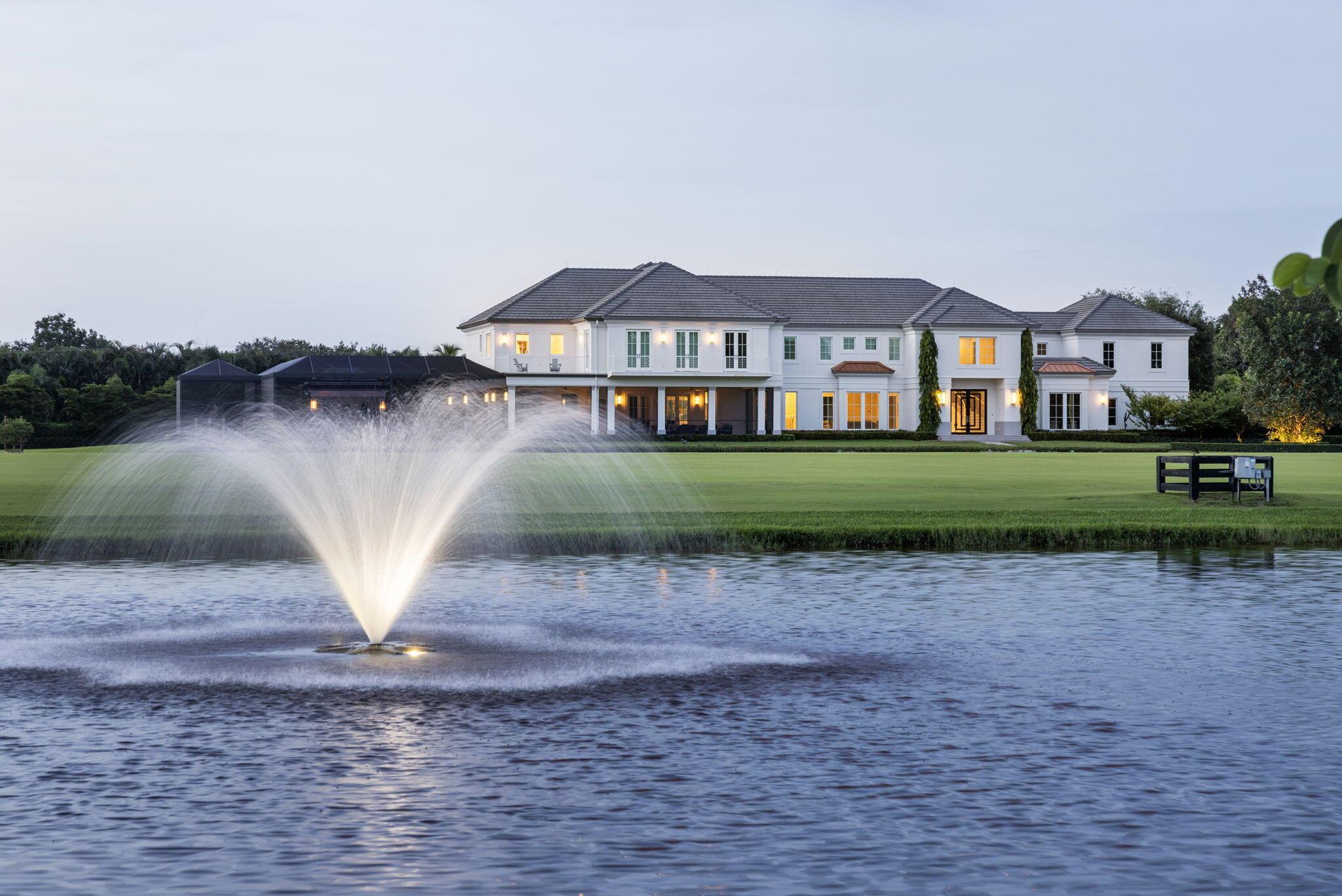 PALM BEACH POINT - Residential