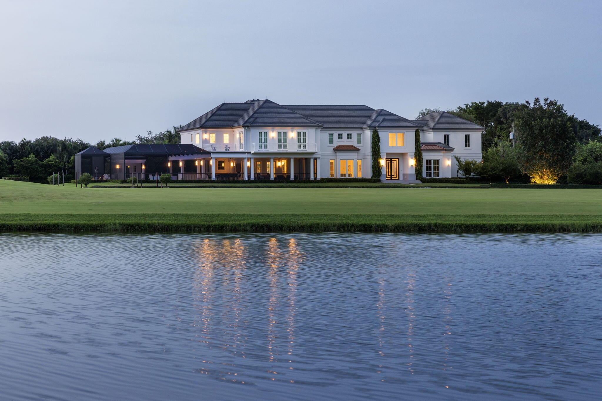 PALM BEACH POINT - Residential