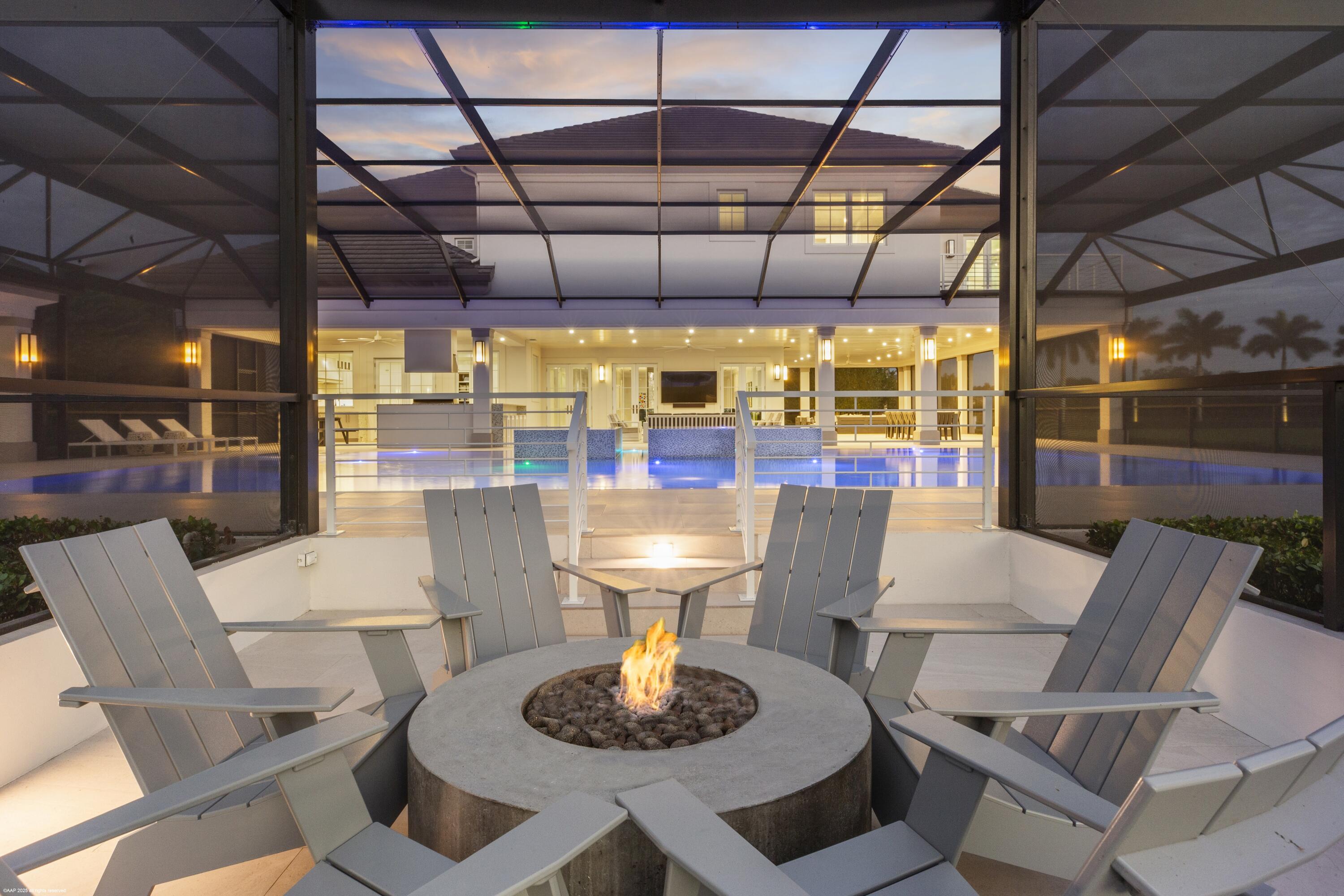 PALM BEACH POINT - Residential