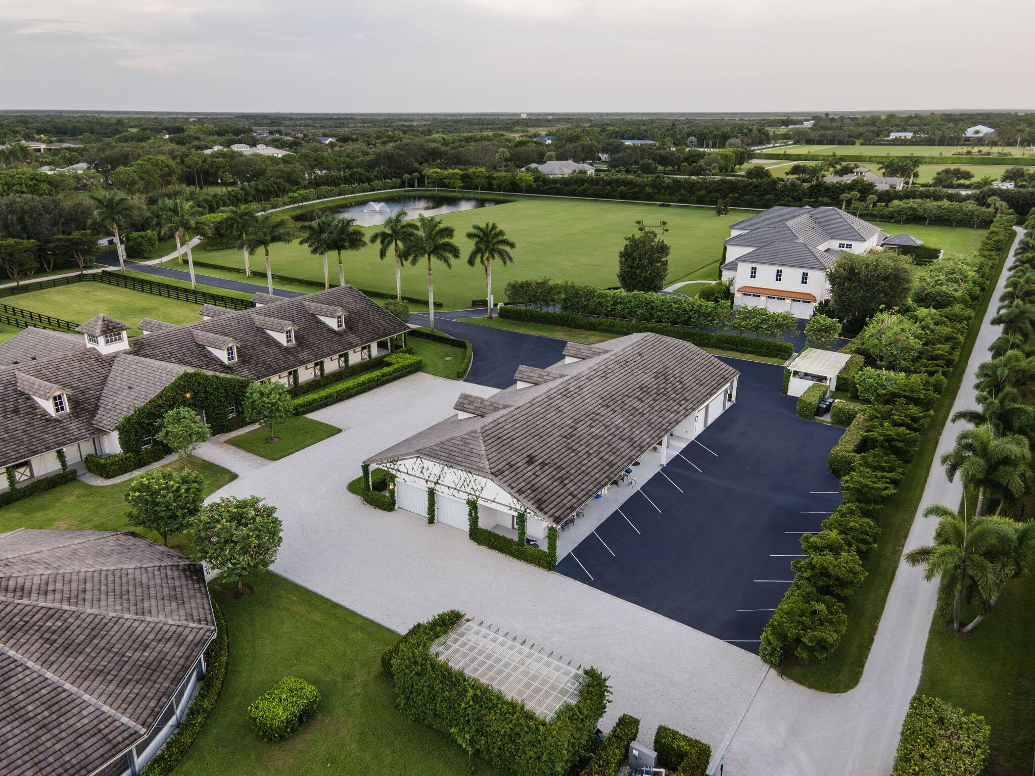 PALM BEACH POINT - Residential