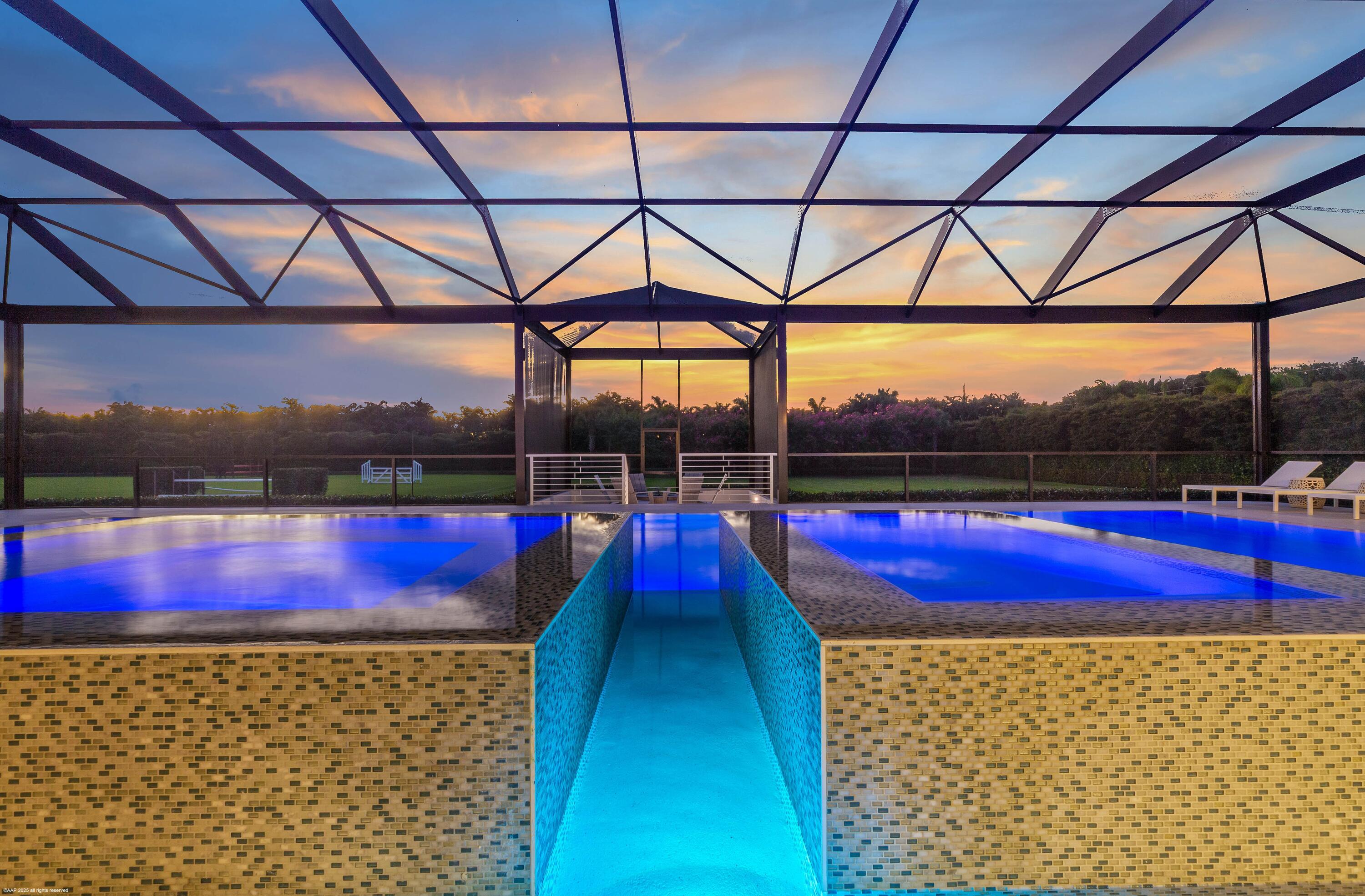 PALM BEACH POINT - Residential