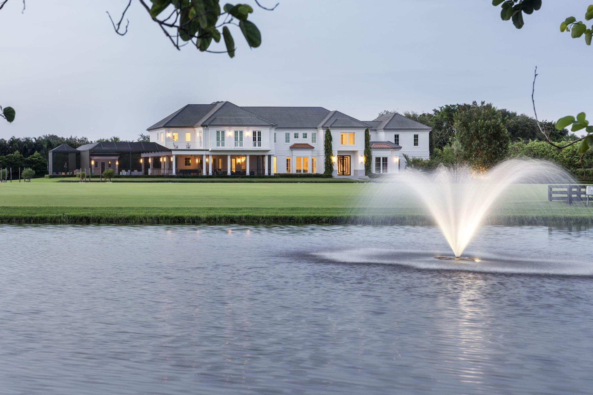 PALM BEACH POINT - Residential