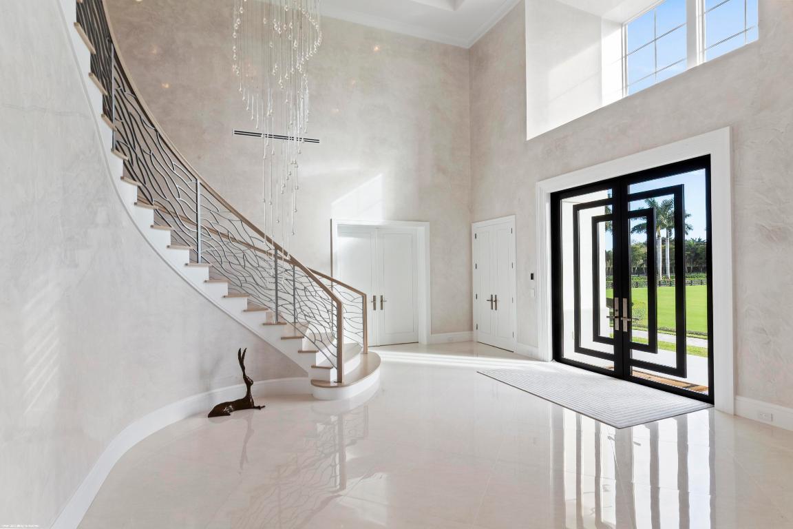 PALM BEACH POINT - Residential