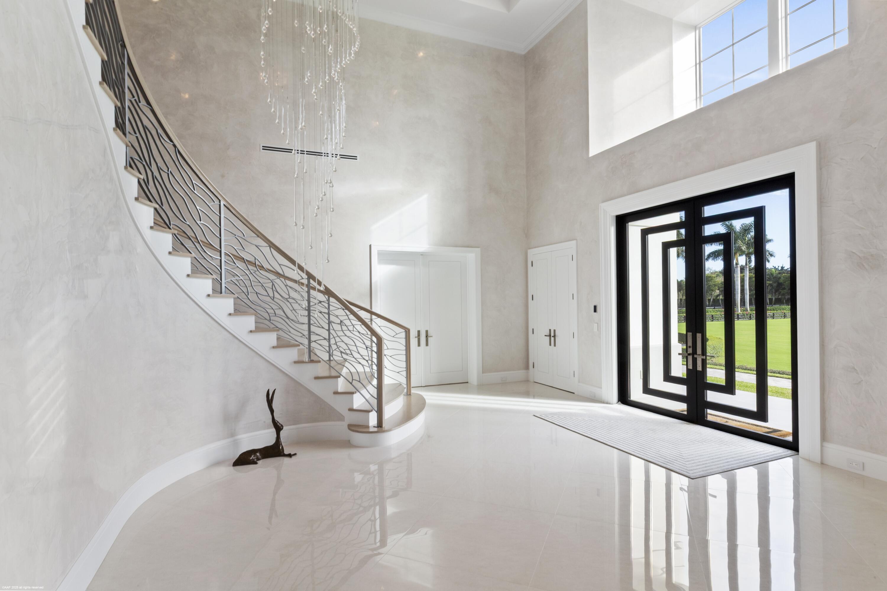 PALM BEACH POINT - Residential