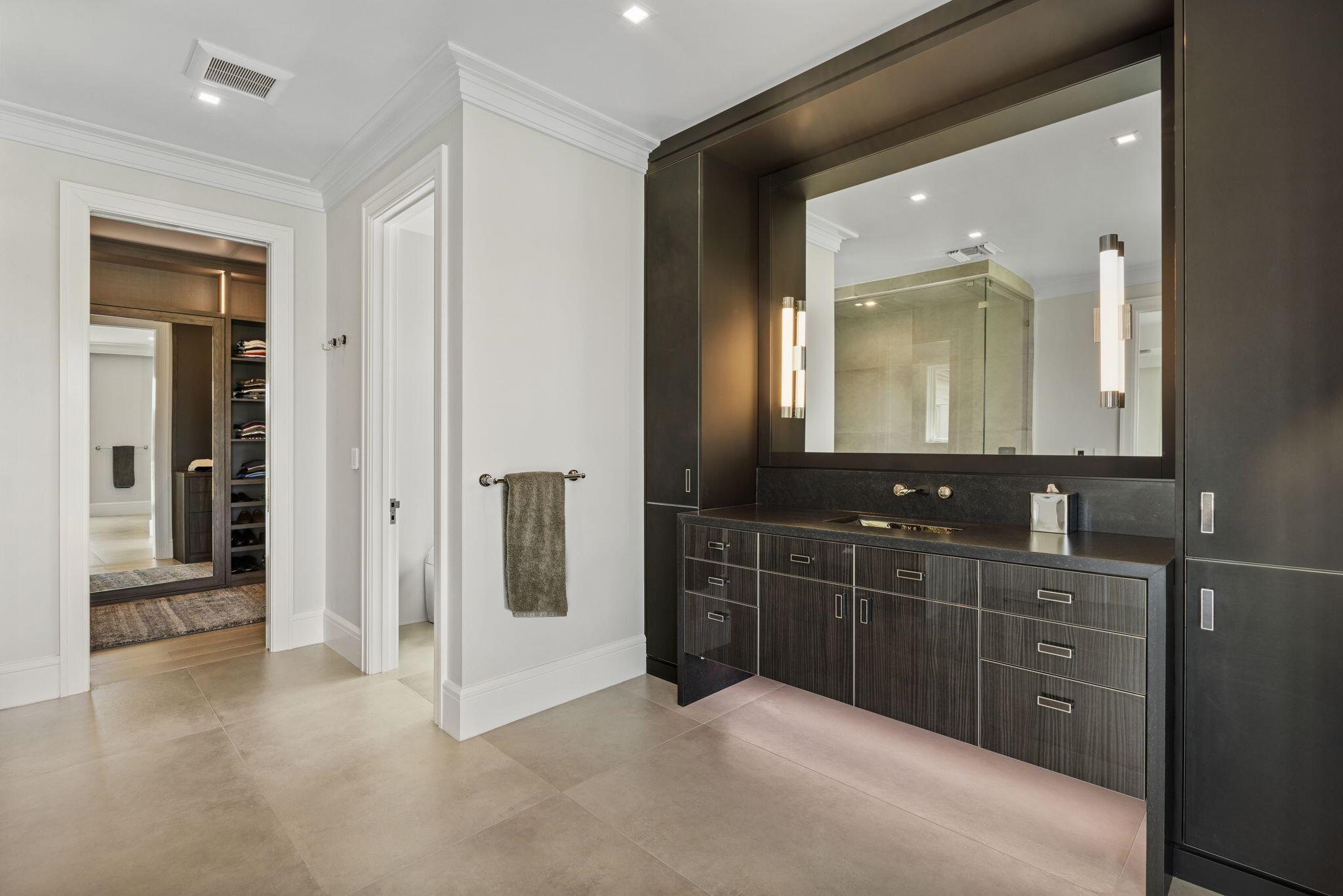 PALM BEACH POINT - Residential