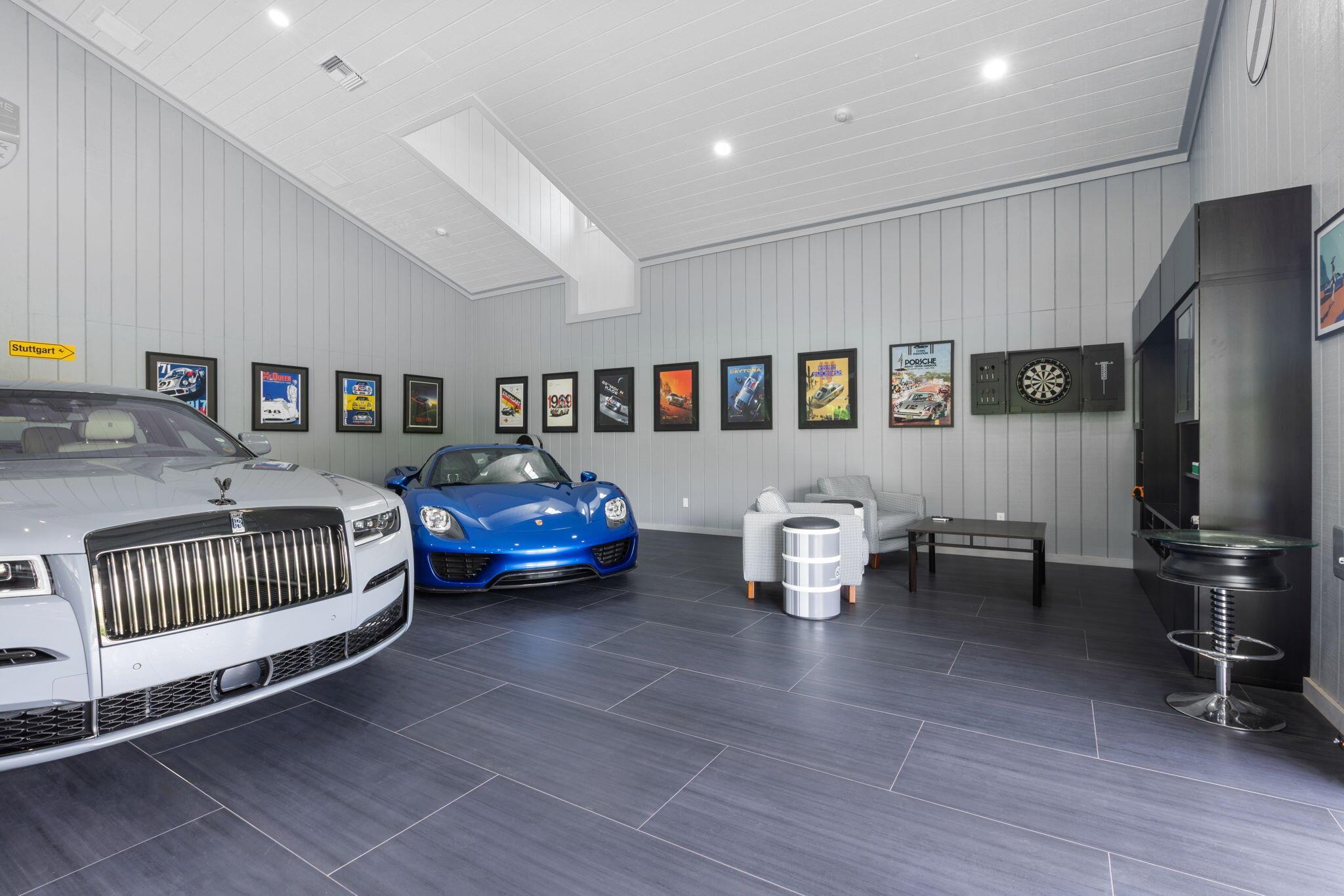 PALM BEACH POINT - Residential