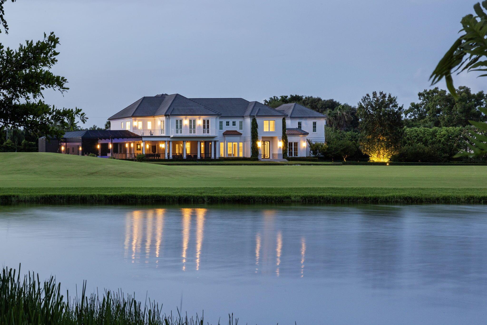 PALM BEACH POINT - Residential