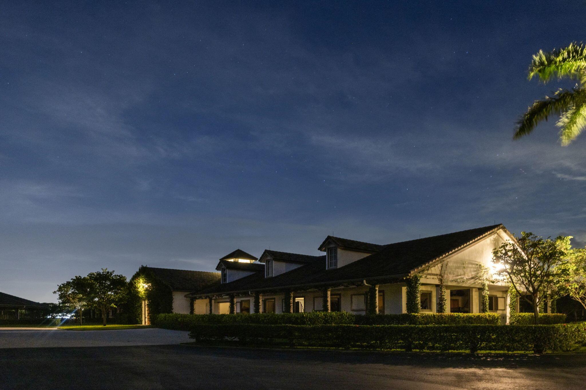 PALM BEACH POINT - Residential