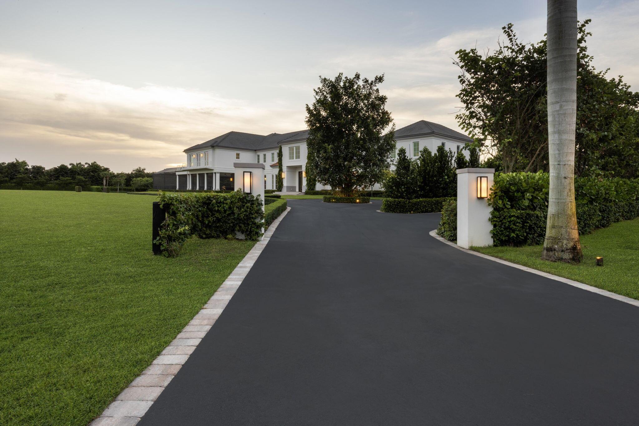 PALM BEACH POINT - Residential