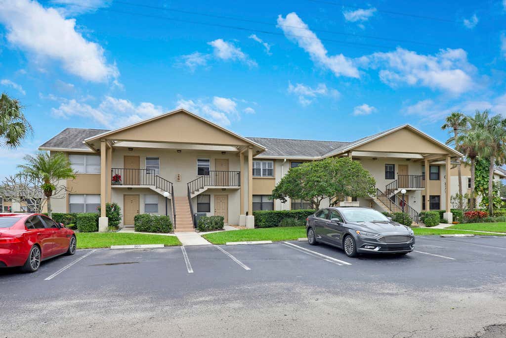 Photo of 3171 SE Aster Lane #1101, Stuart, FL 34994 (MLS # R10981334)