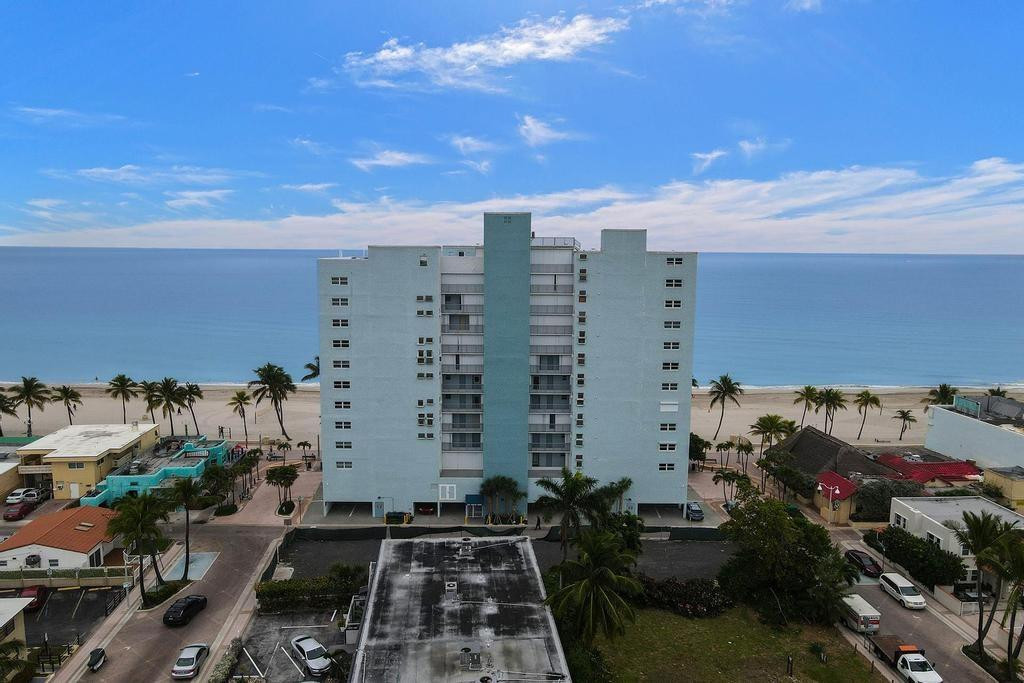 Edgewater Beach Towers Co - Residential Lease