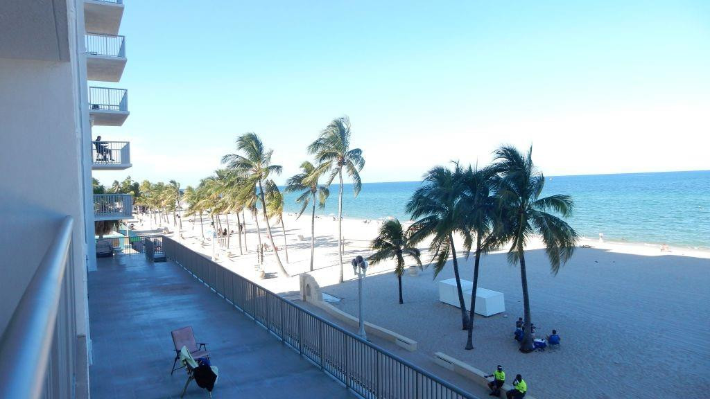 Edgewater Beach Towers Co - Residential Lease