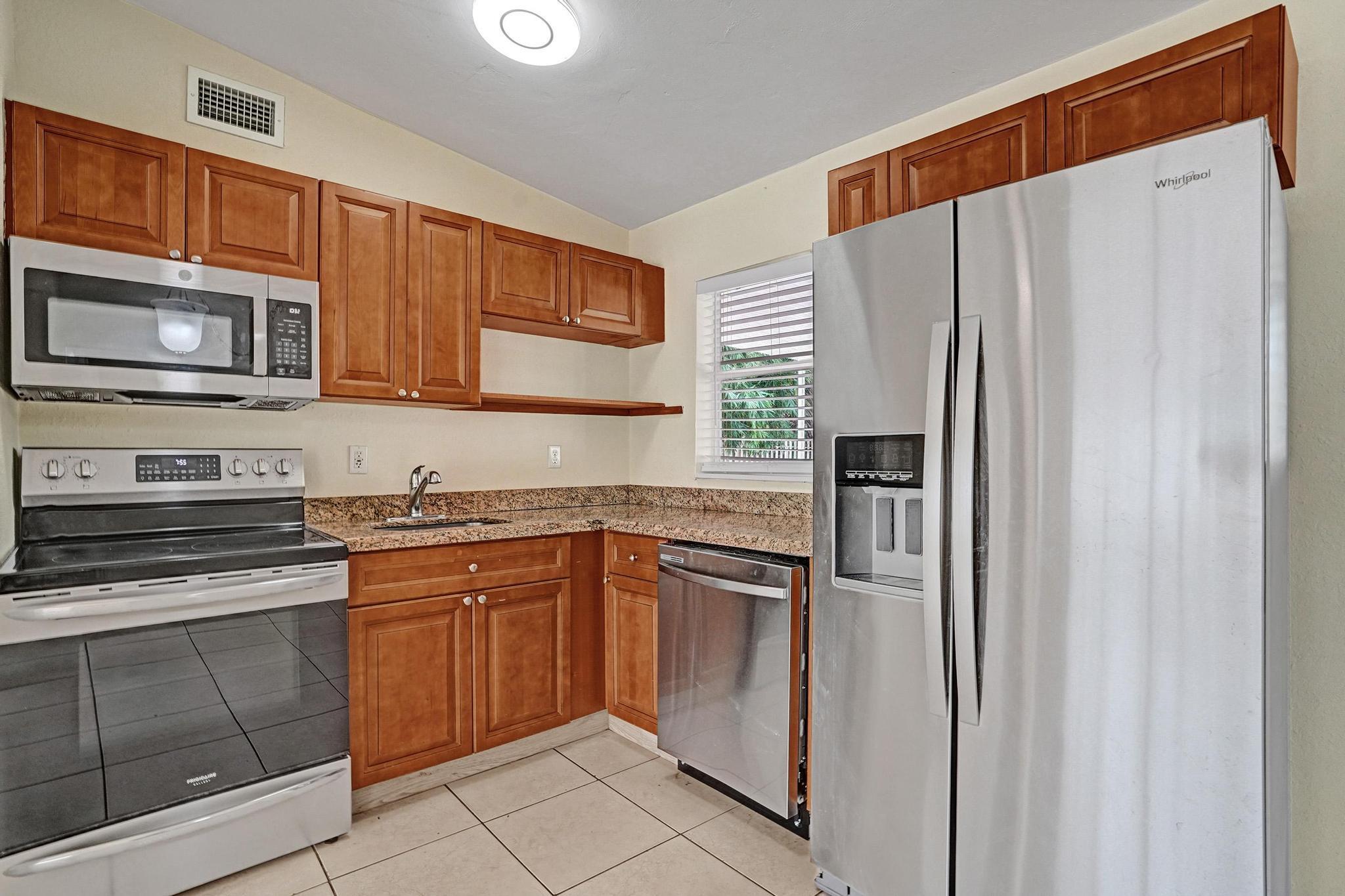 GREYNOLDS HIGHLANDS UNIT - Residential